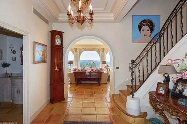 Villa for sale in Chateauneuf-de-Grasse, Cote d'Azur — photo 6