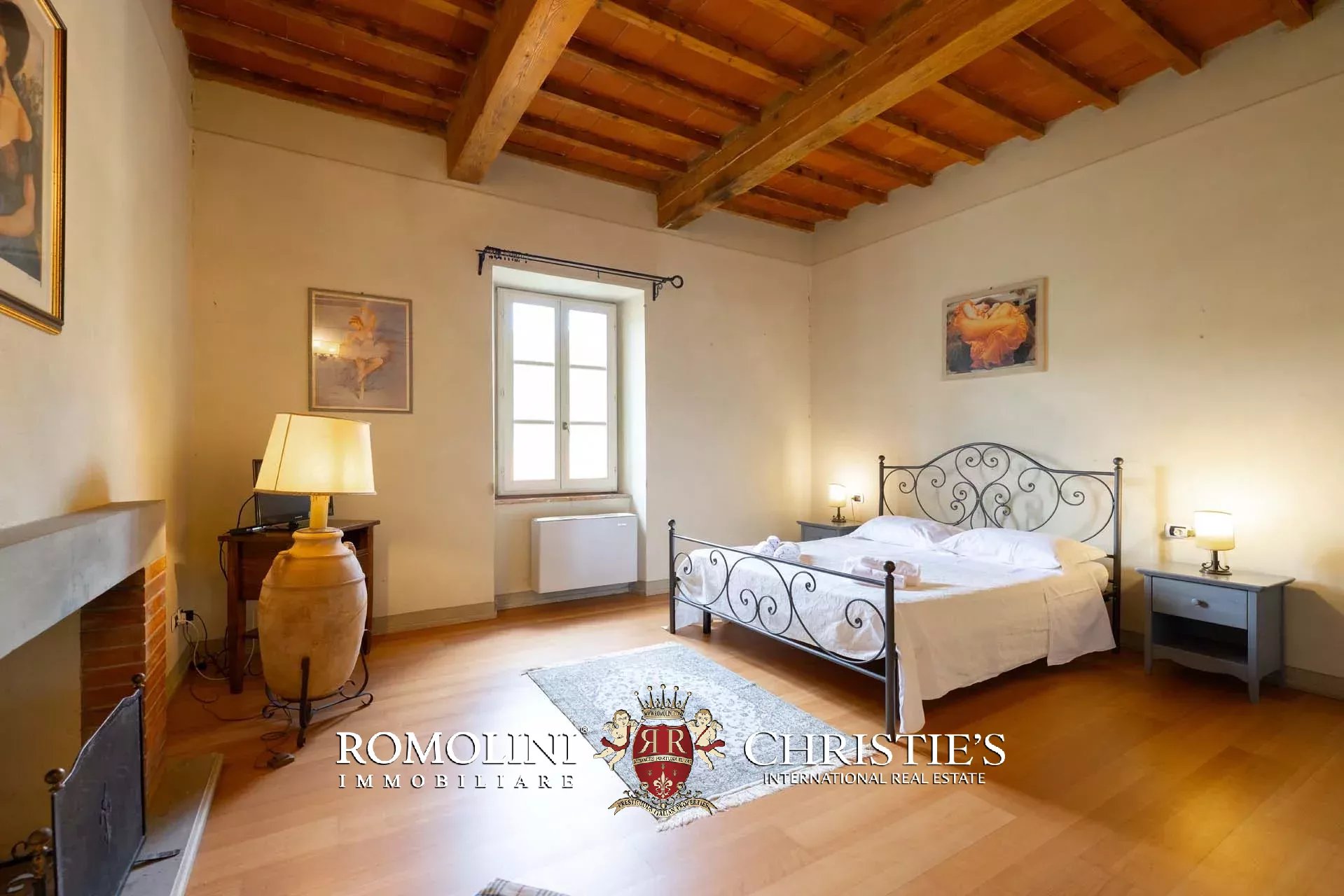 15 Bedroom Villa/Townhouse's Image 63