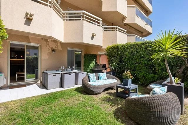 Appartement Meublé 2 Pièces avec Jardin Privatif - Antibes Les Pins
