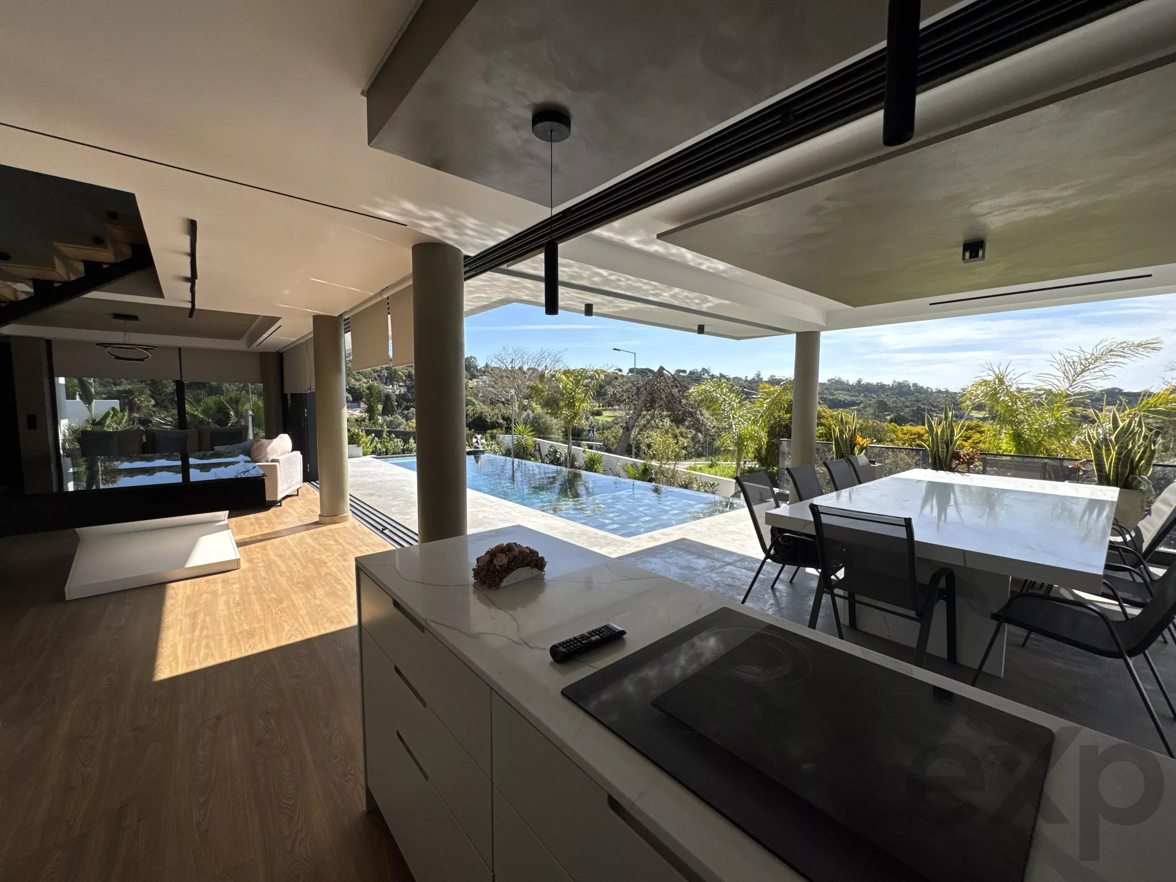 Luxury Single Home in Estoril Golf - 3 Suites with Private Resort 86843974 image 17