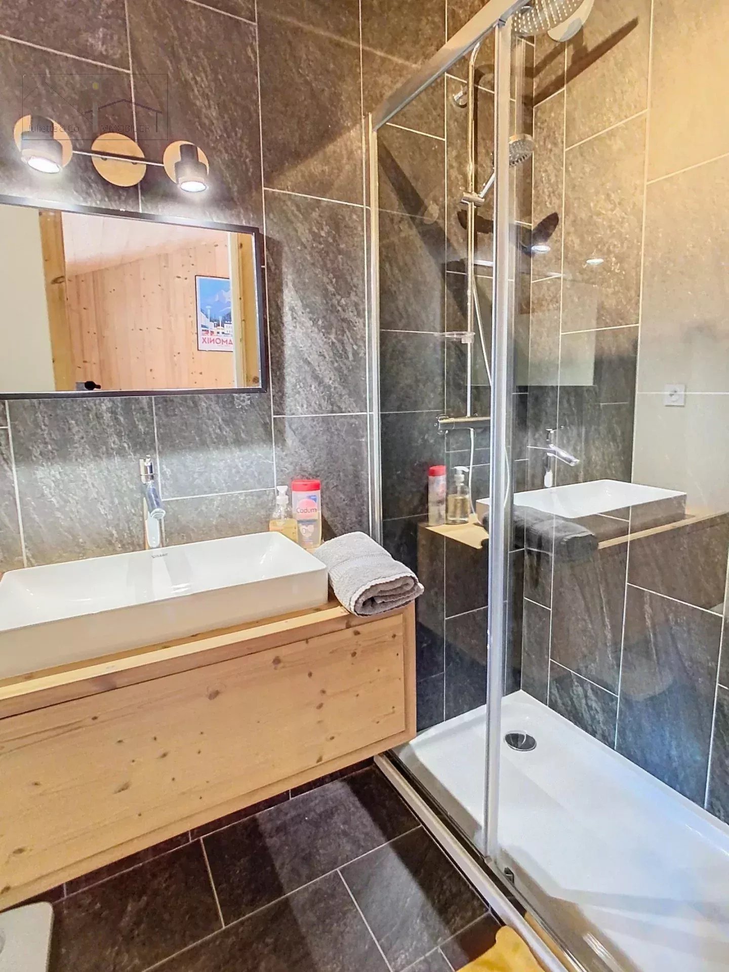 Photo of Chamonix F5 a stone's throw from the city center, completely renovated