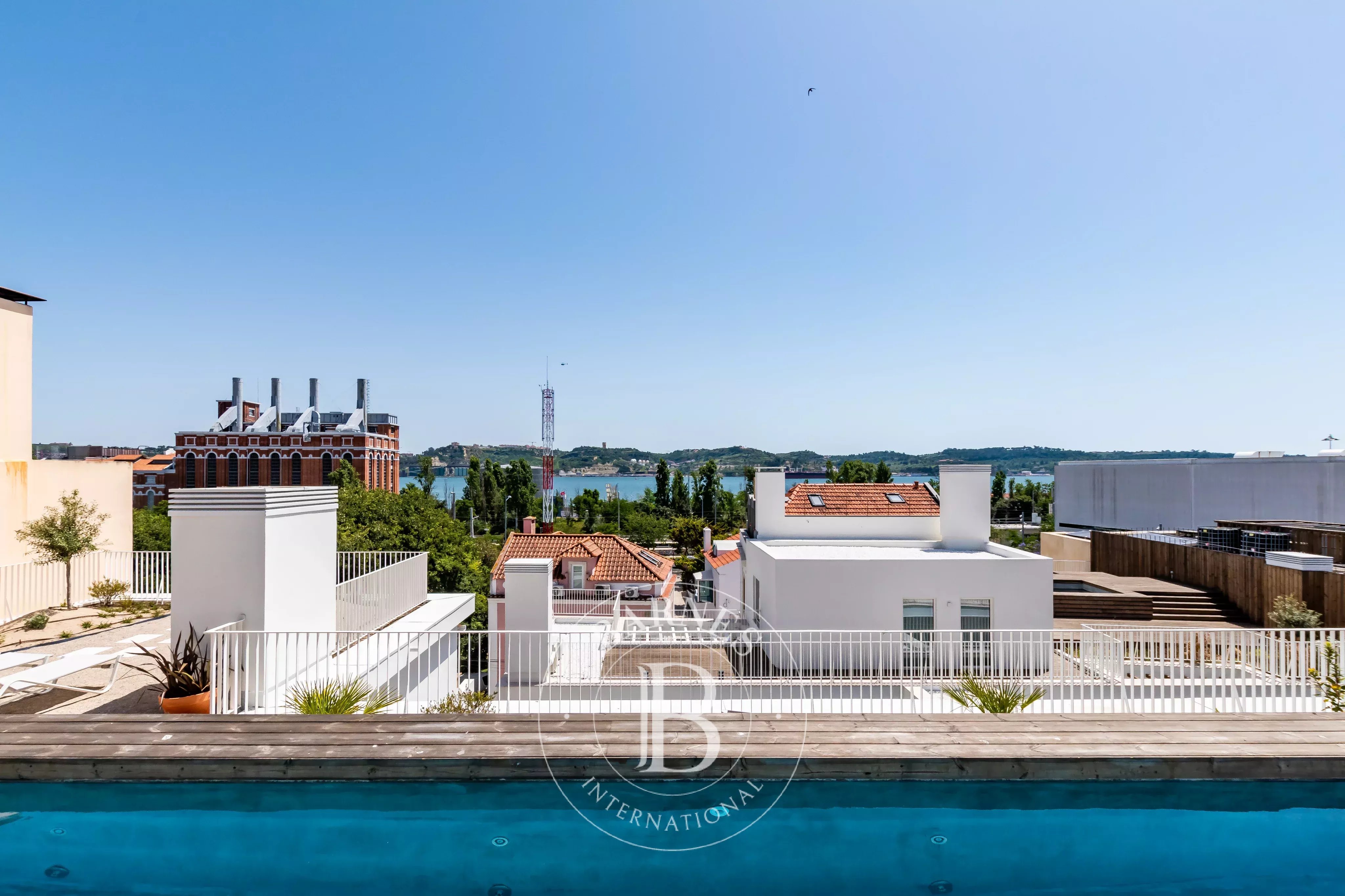 Terraço e Piscina comum