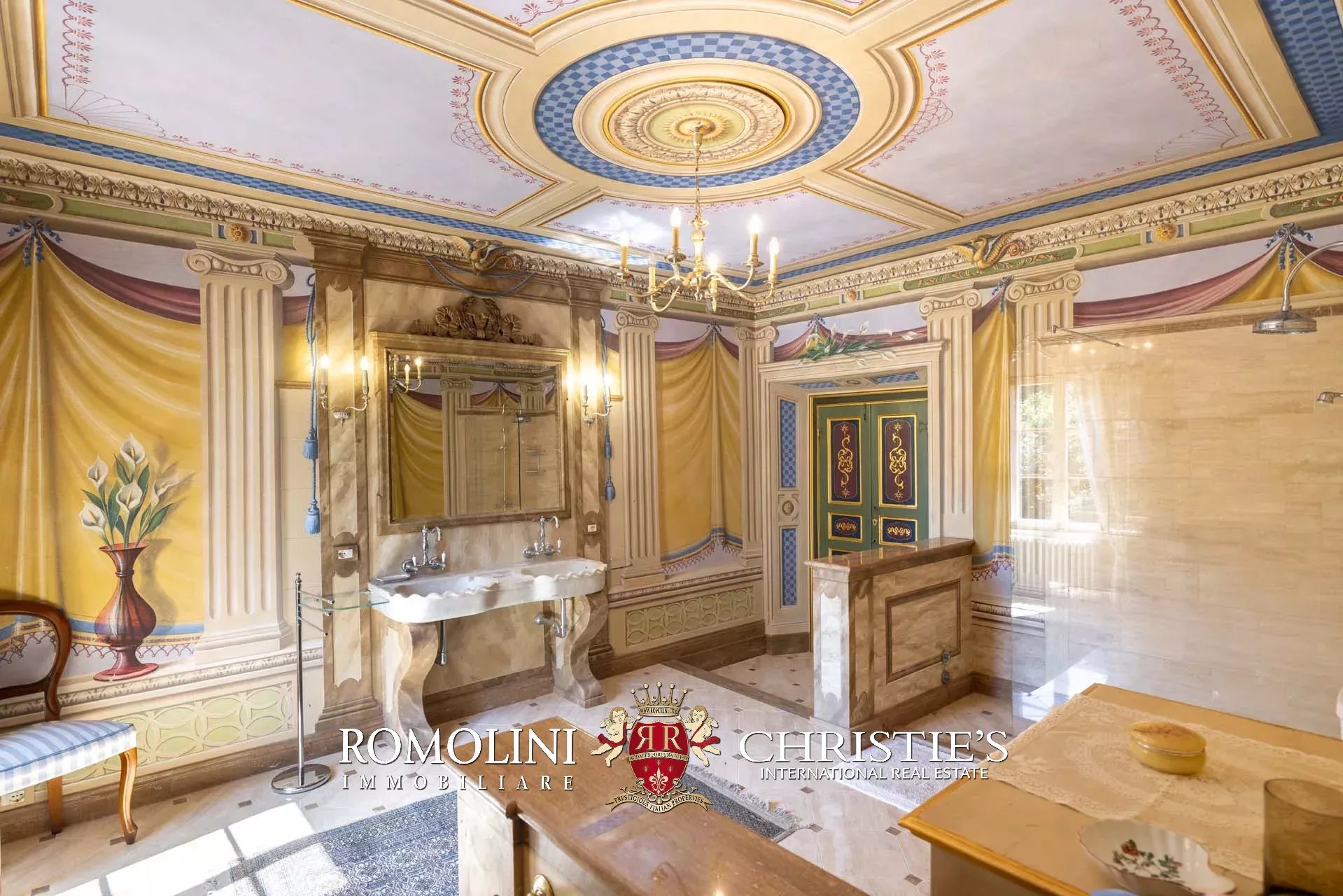 6 Bedroom Villa/Townhouse's Image 58