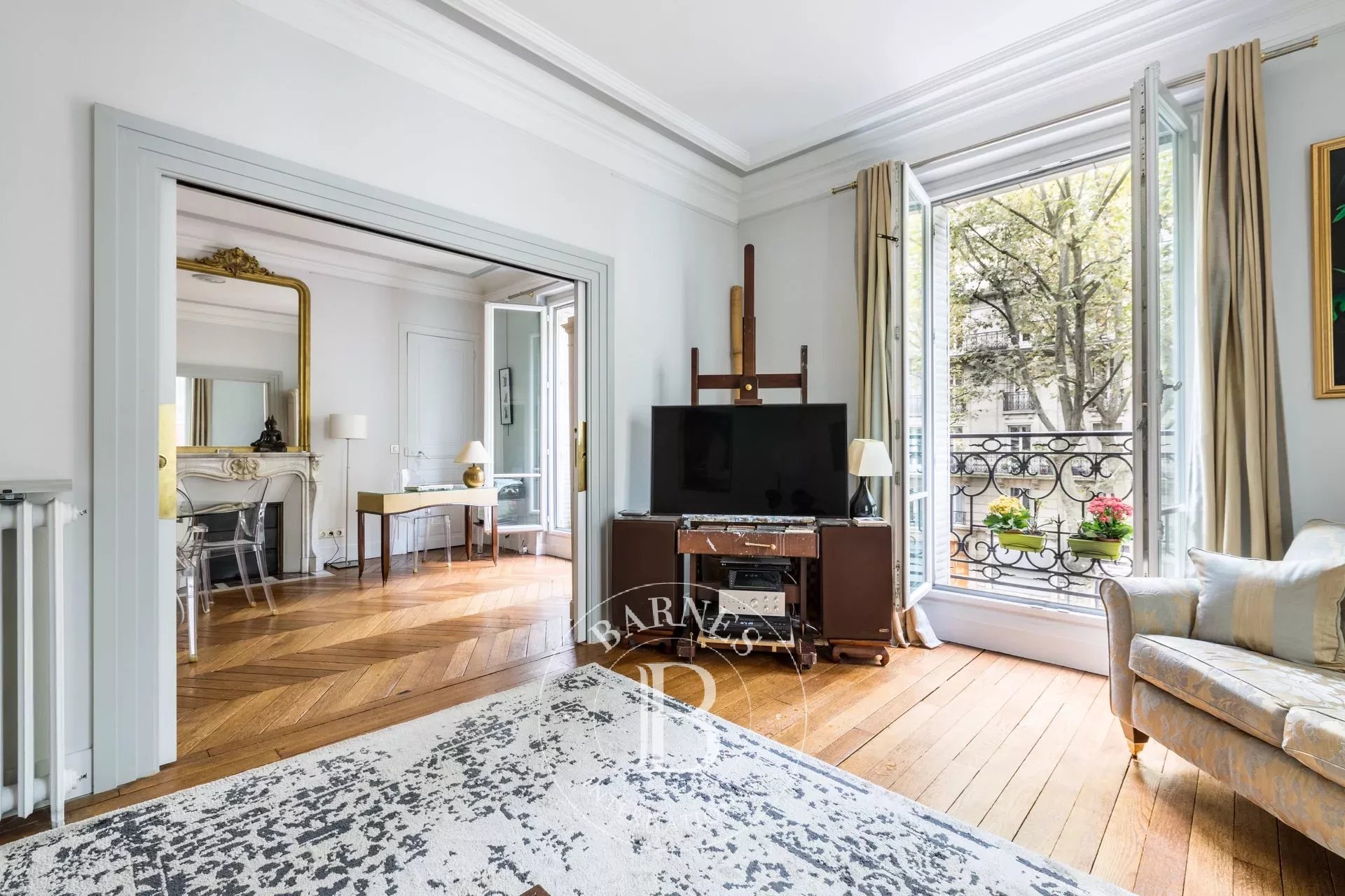 Paris 14 - beautiful renovated apartment - period charm - virtual visit on request