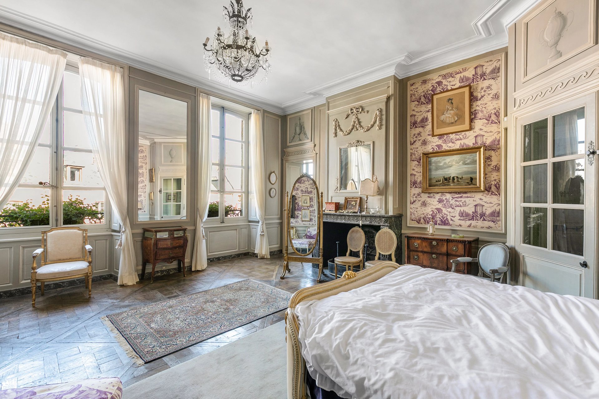 10 Bedroom Villa/Townhouse's Image 6