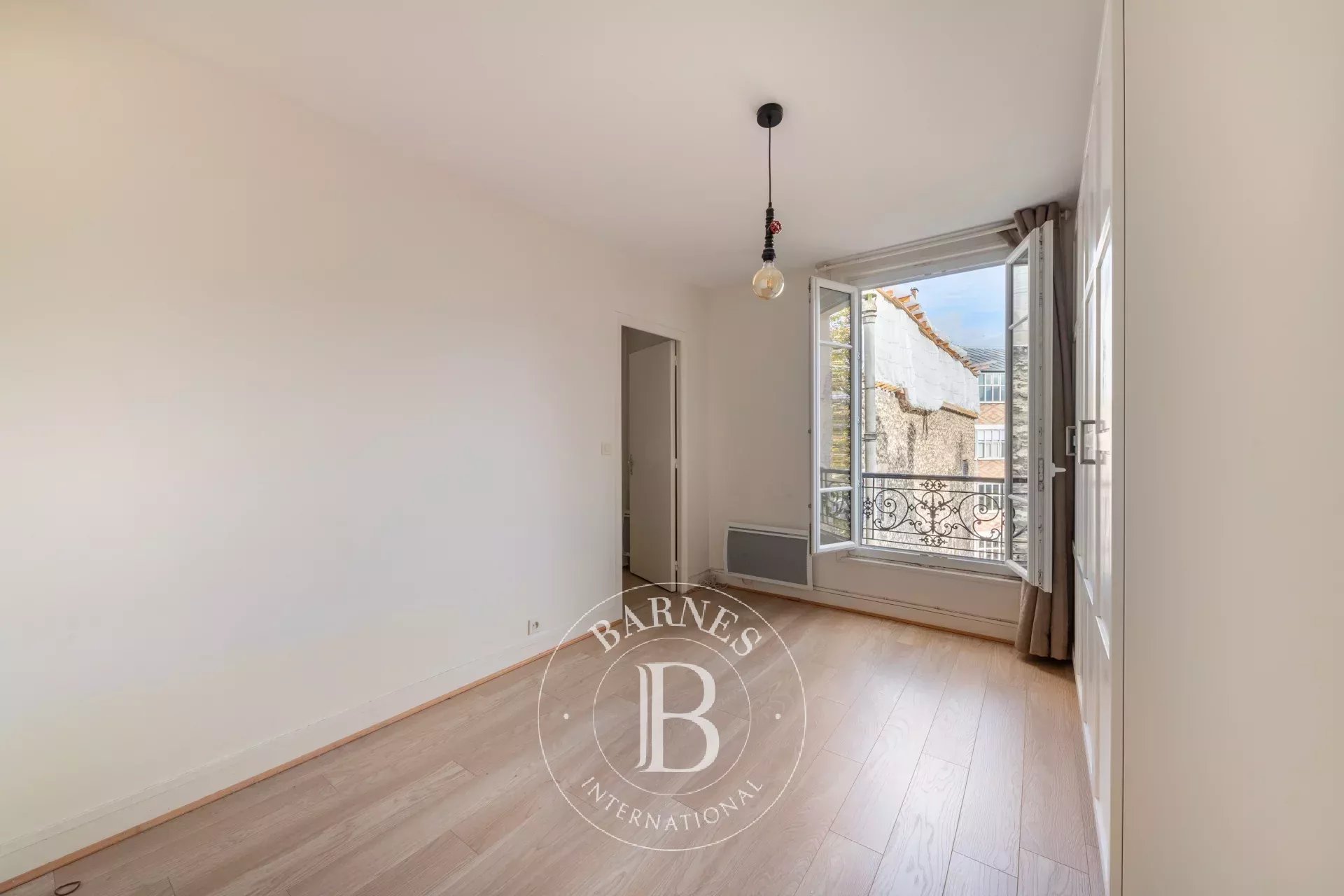 Daire Paris 11ème - picture 12