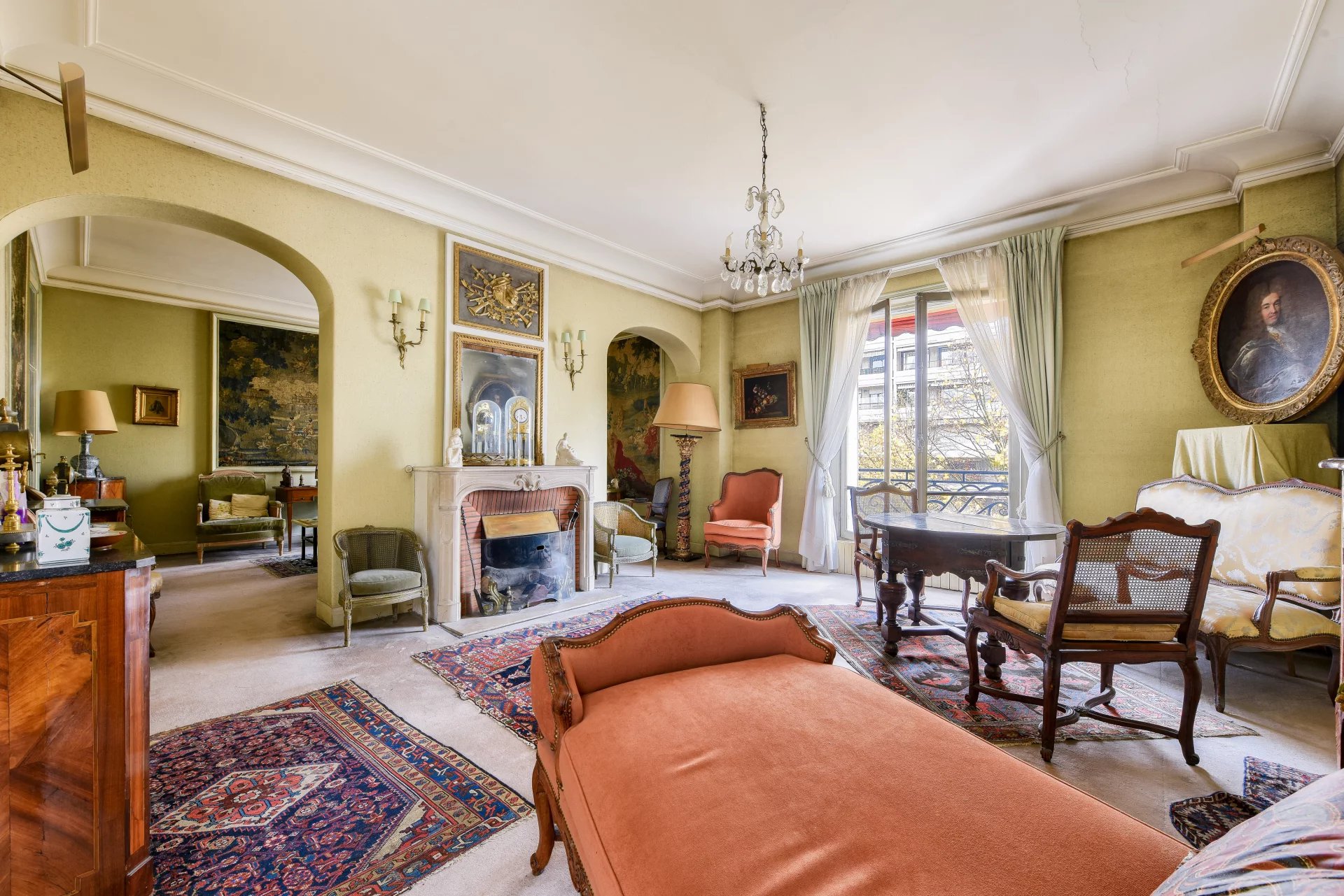 Sale Apartment Paris 16th