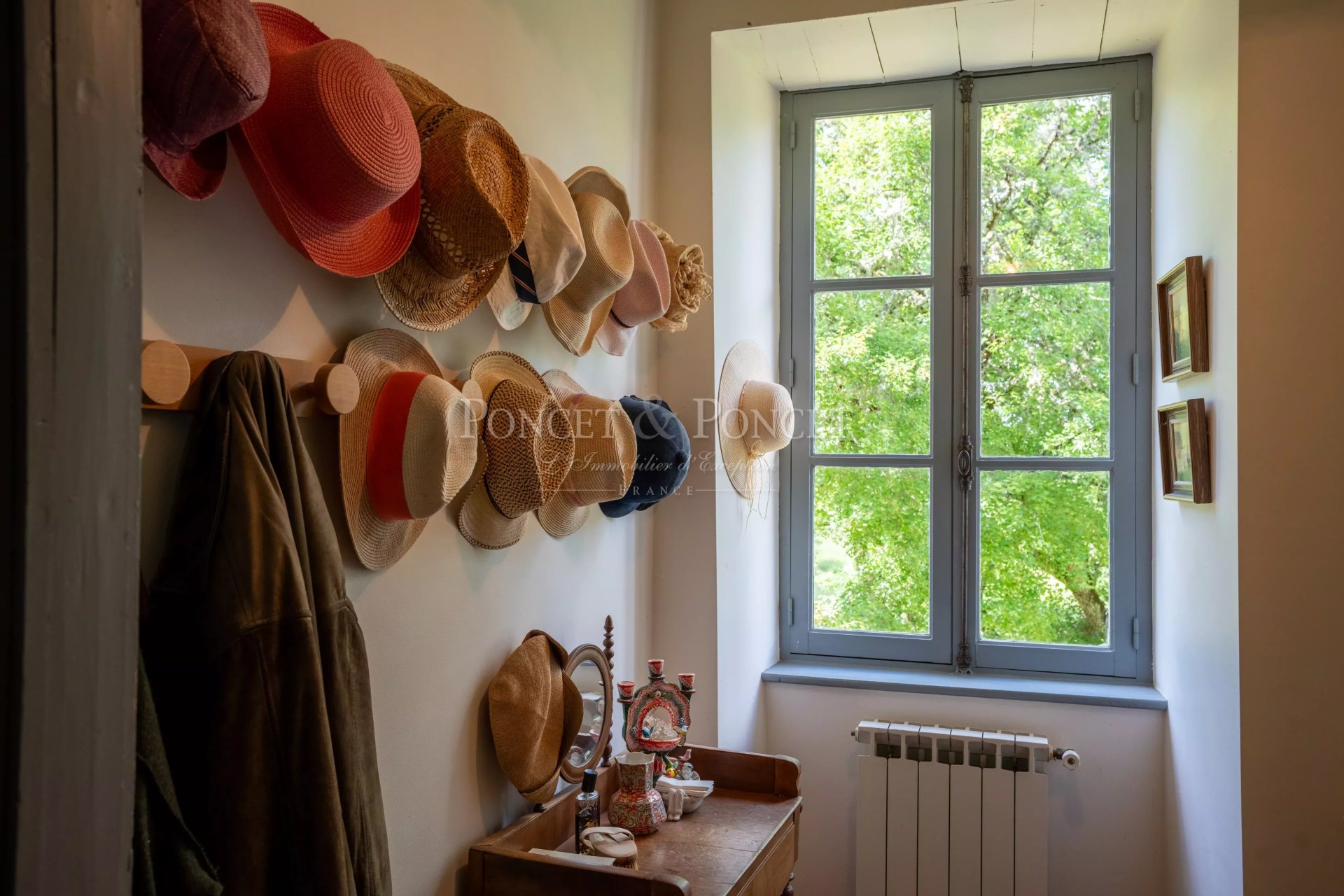 7 Bedroom Villa/Townhouse's Image 6
