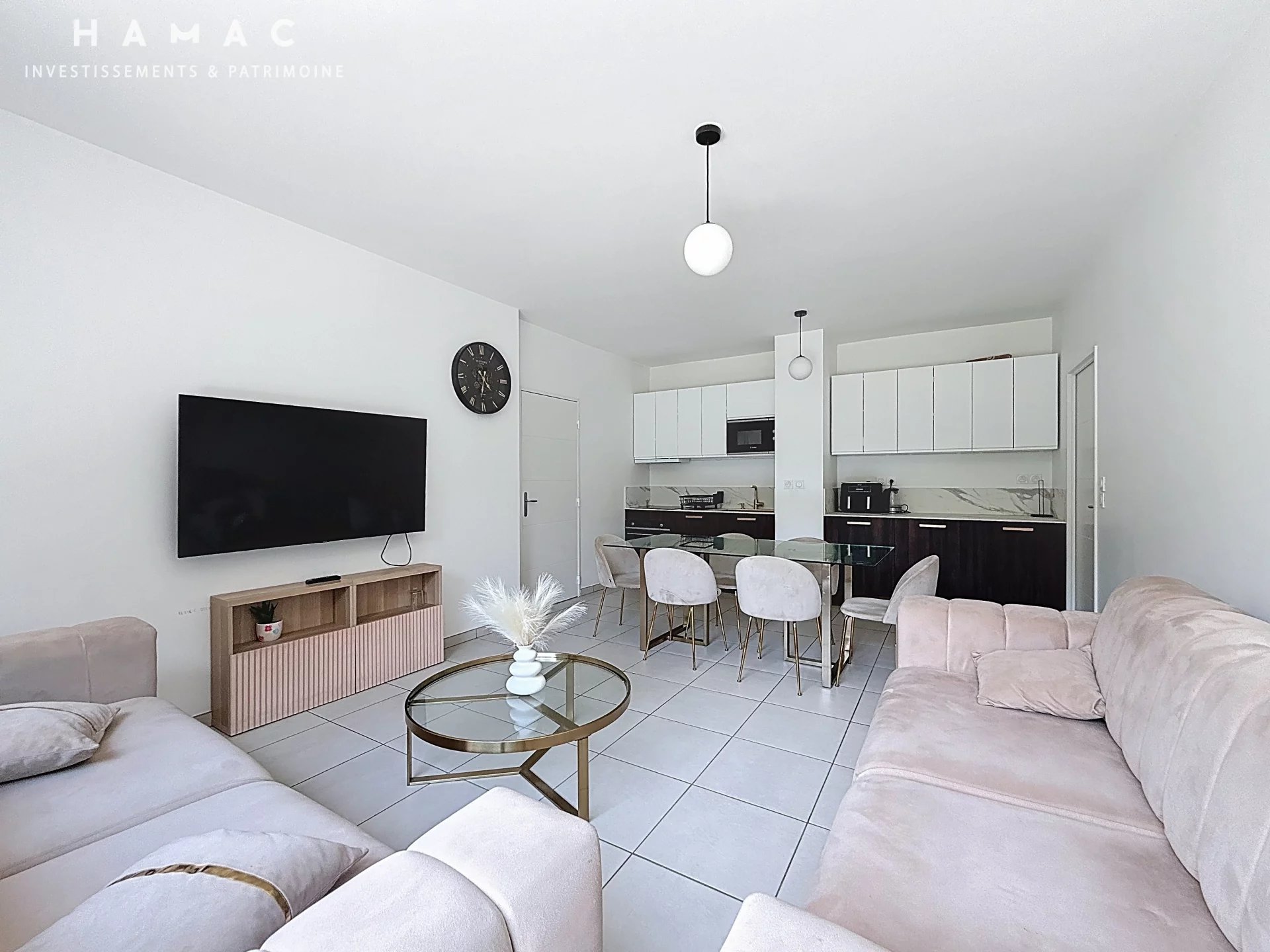 Agence immobilière de 