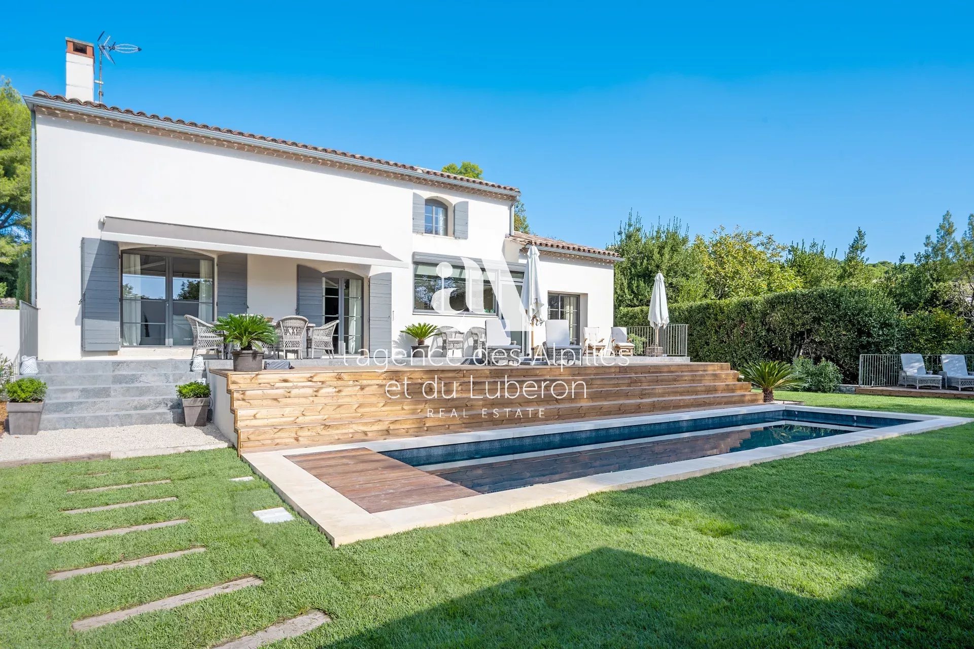 à vendre maison de village Maussane les Alpilles piscine