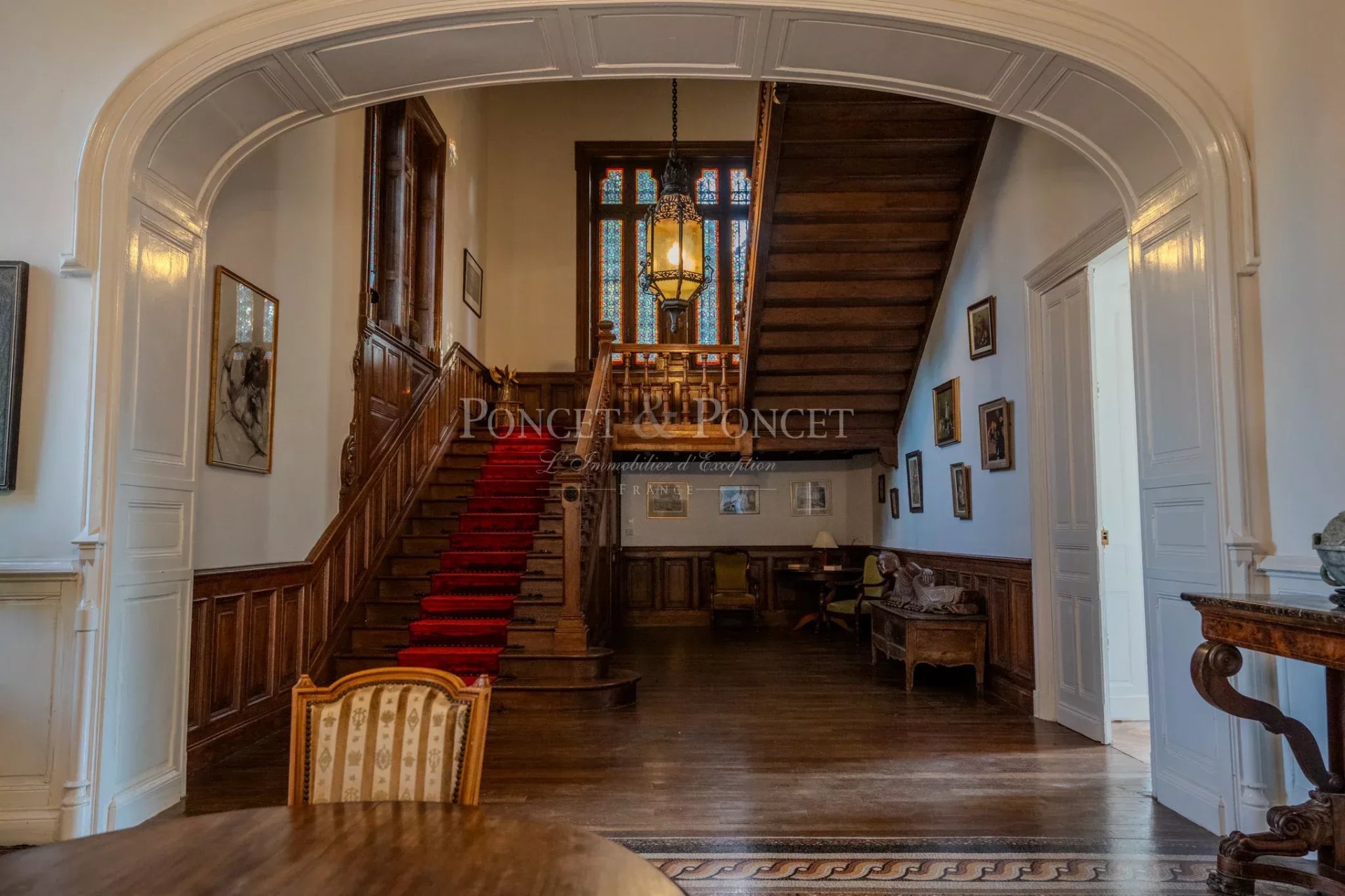 17 Bedroom Chateau's Image 11