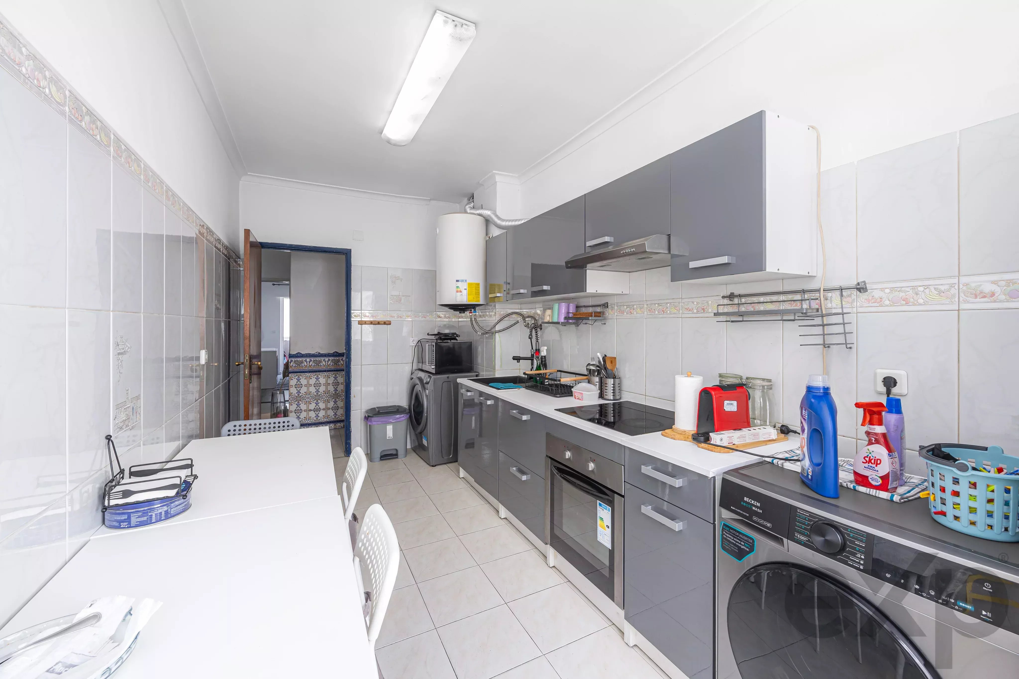 Excellent 2‑bedroom apartment in Cacém 87088575 image 4