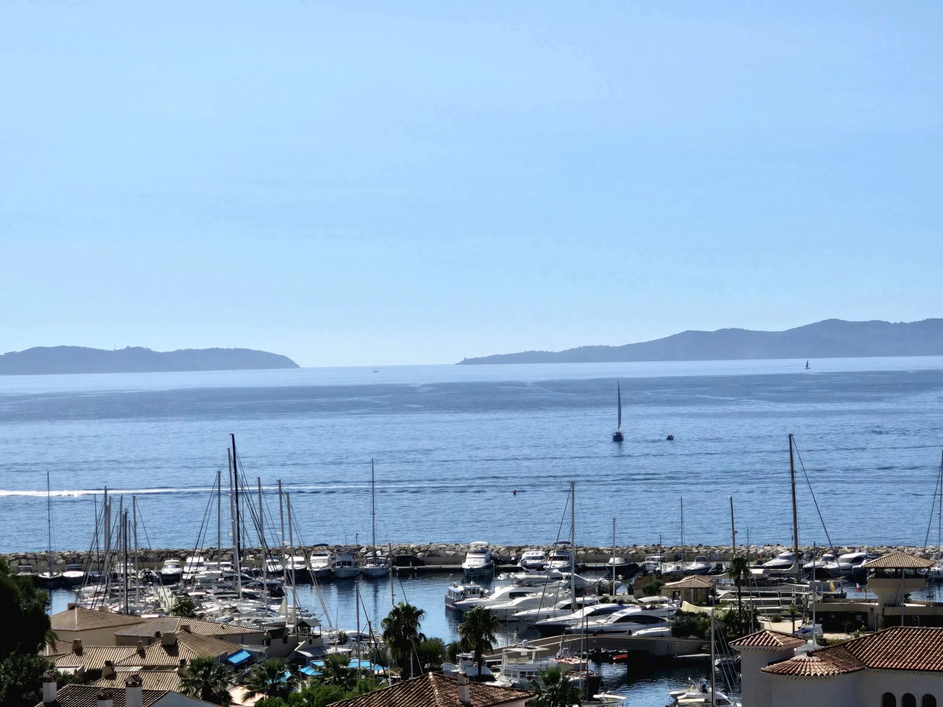 Sale Apartment Le Lavandou