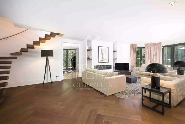 Mougins - Villa in a private domain — photo 5