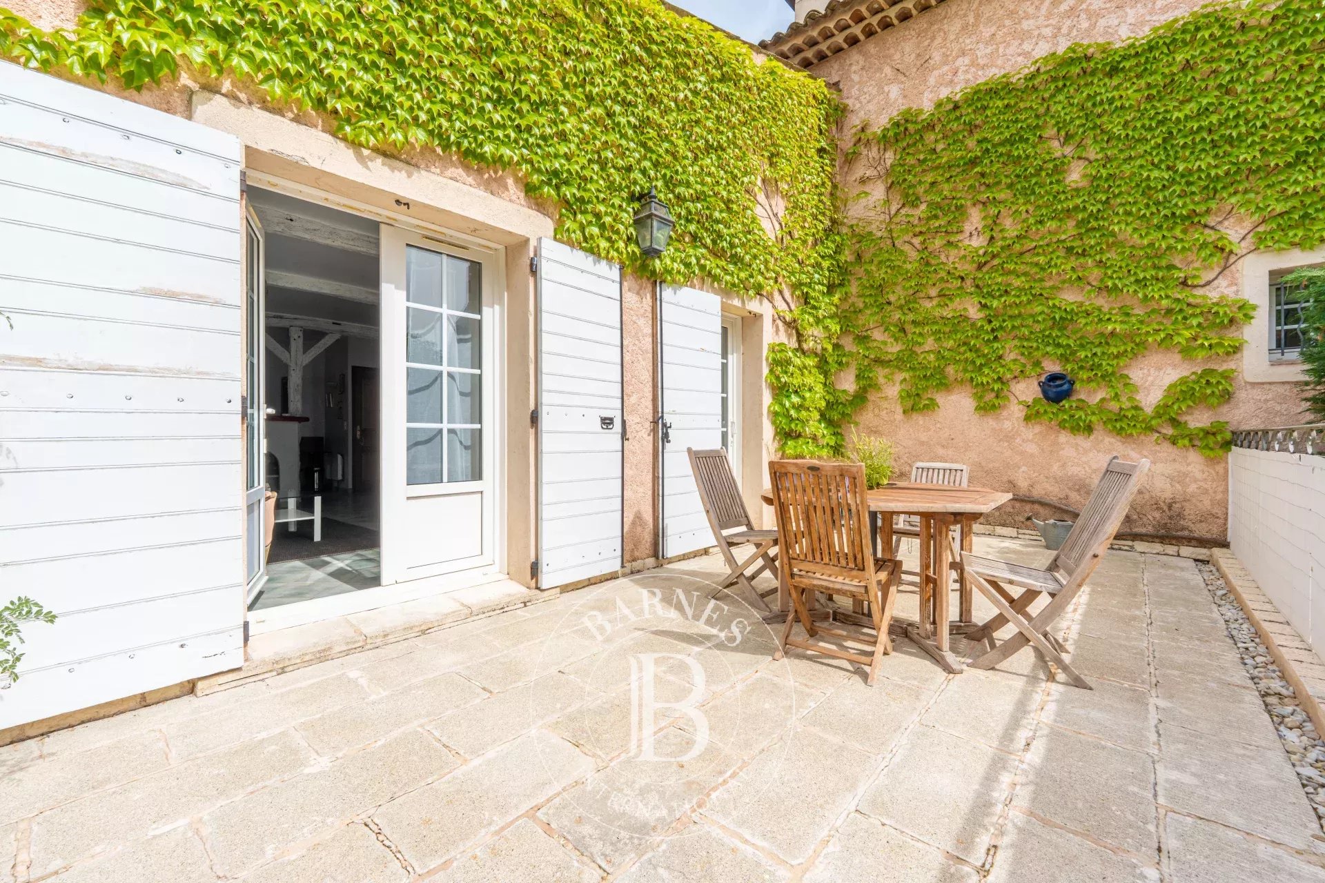 AIX EN PROVENCE NORTH - 15 MINUTES AIX-EN-PROVENCE - HOUSE 200sqm (350sqm in total) - LAND 4000m² - 3 BEDROOMS - ANNEXE - BASEMENT - GARDEN - SWIMMING POOL - SECLUDED - picture 22