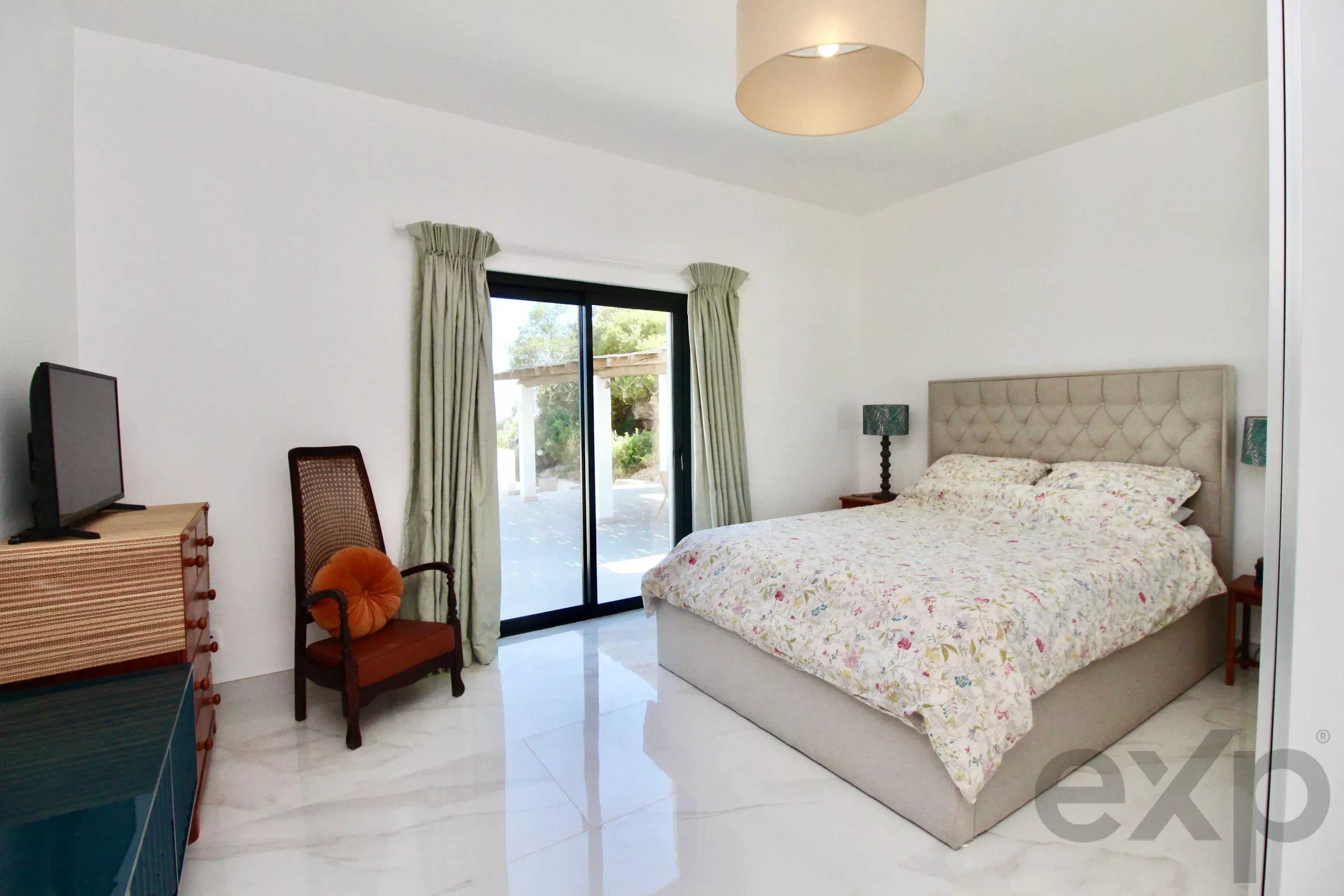 Stunning Sea-View Villa with Heated Pool, Guest Annex, Double Garage and Independent Ruin 87110490 image 24