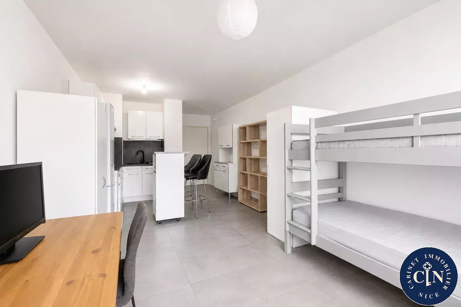 Studio 26 m² - Terrasse couverte plein sud - Le Port — photo 3