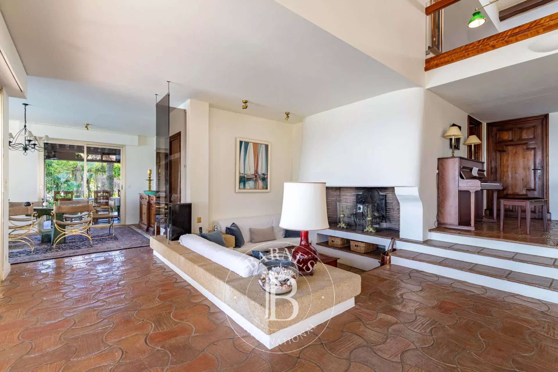 Exceptional domaine with 180° sea and mountain view - picture 11 title=