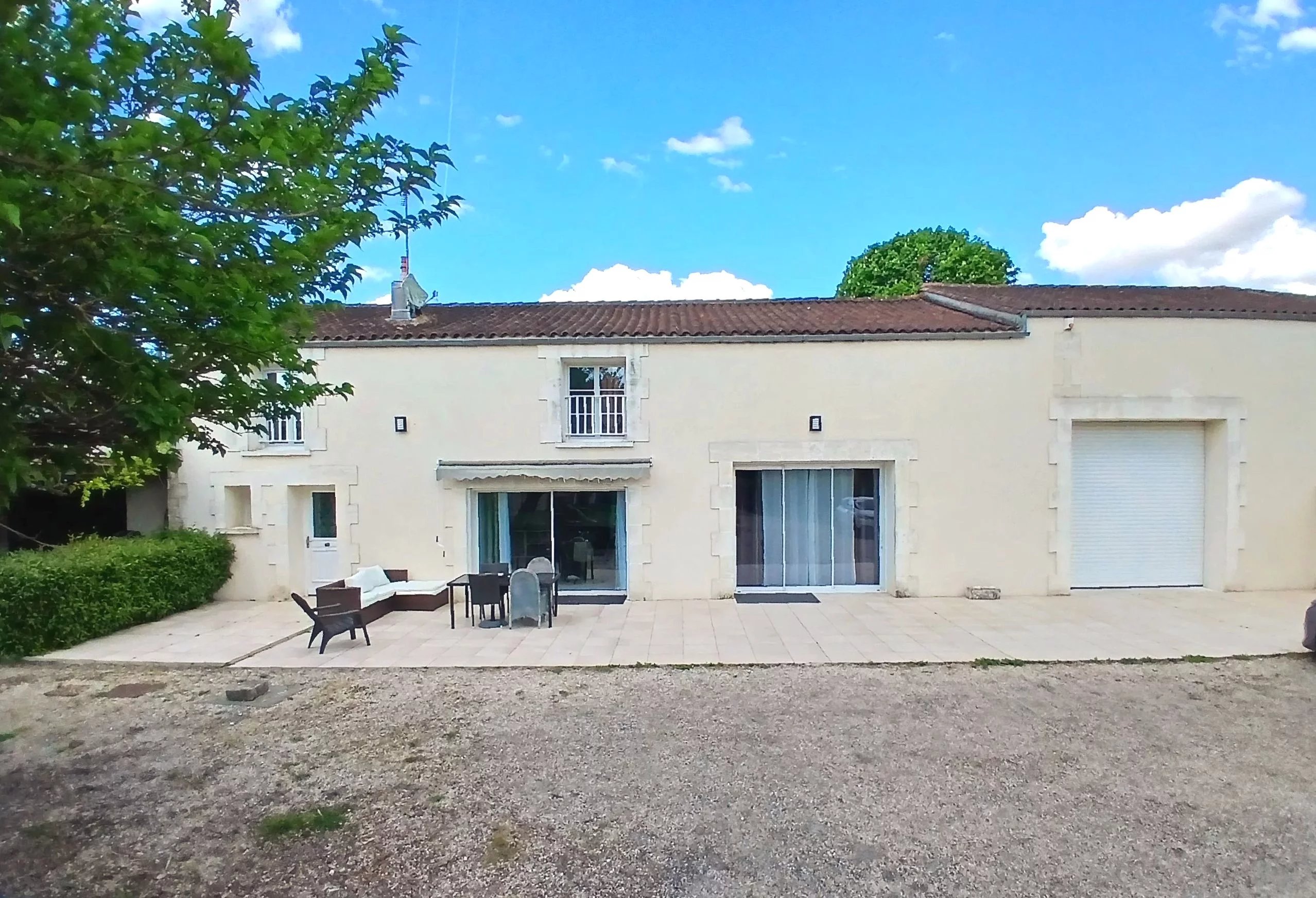 House in Reparsac - view 1