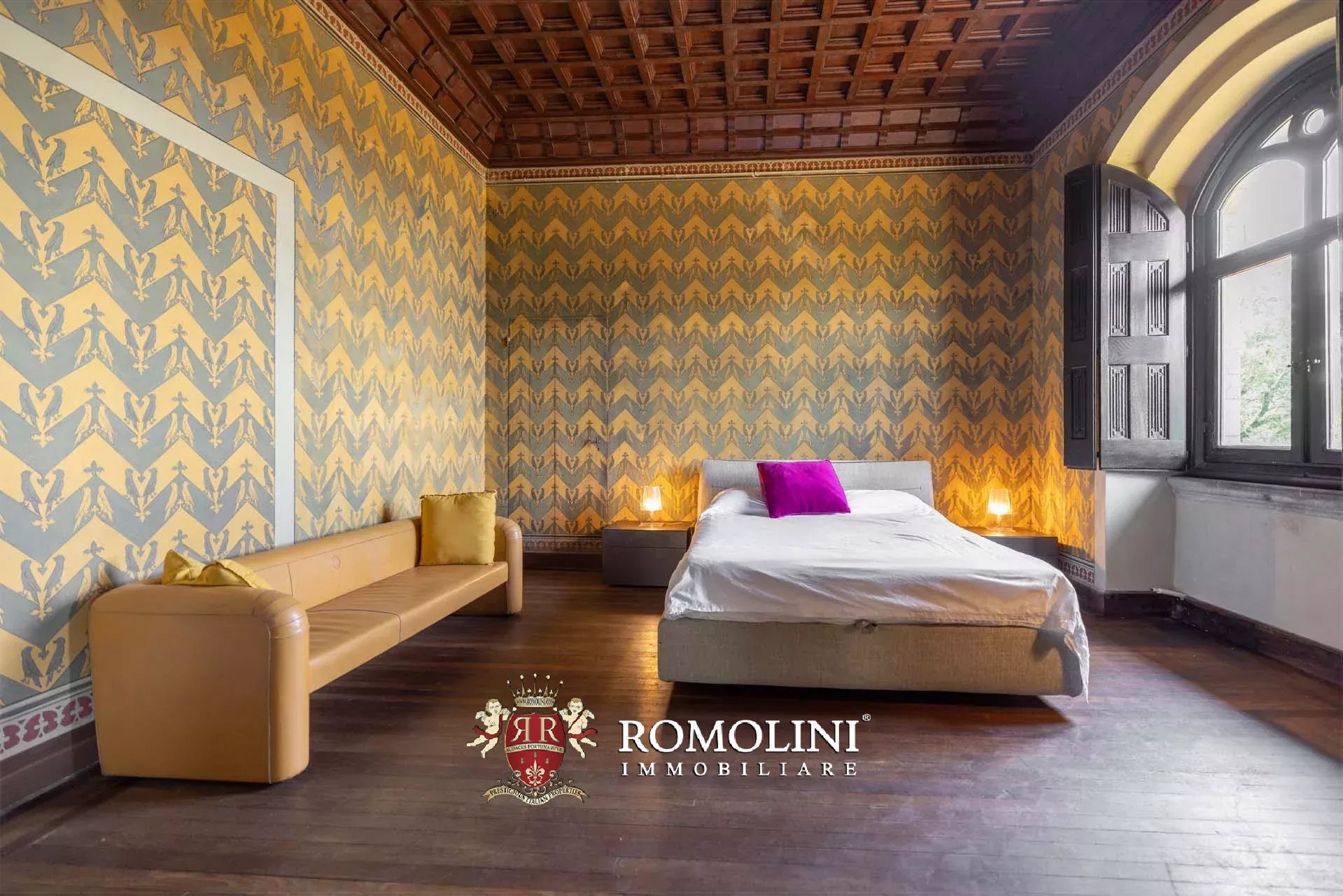 35 Bedroom Chateau's Image 49