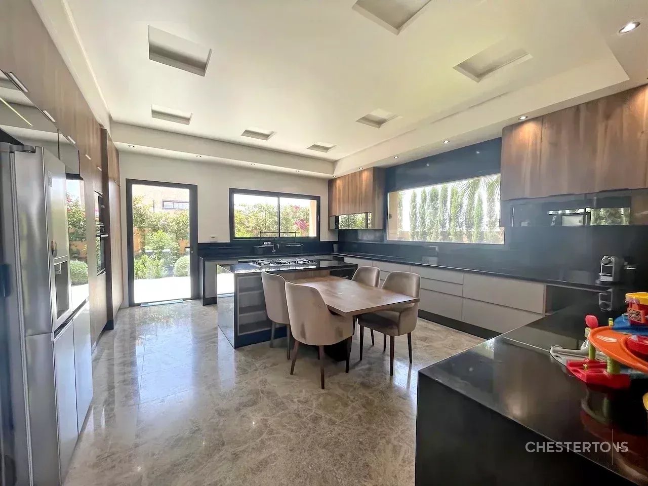 Image of Villa - 5 Bedrooms for Sale in Marrakech-Ménara-Marrakech-Morocco, Image 5