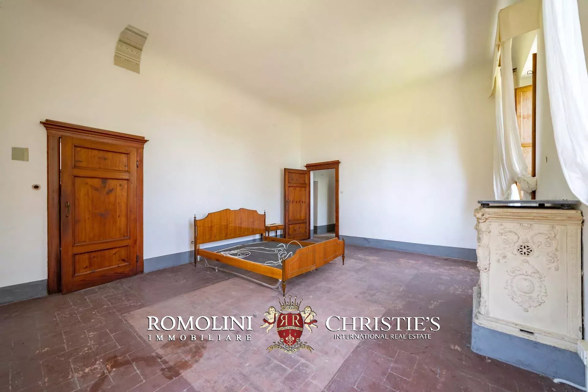 15 Bedroom Villa/Townhouse's Image 99