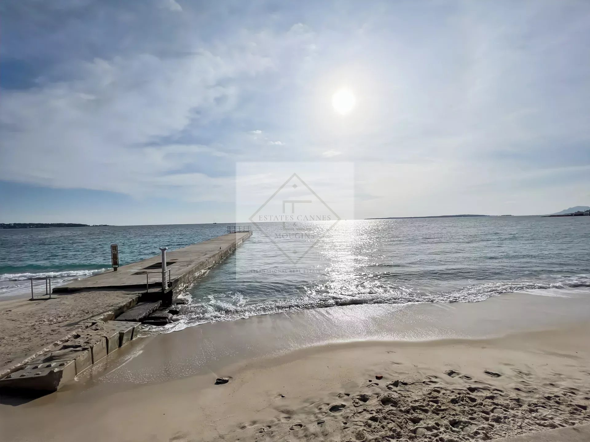 Juan-les-Pins – Résidence en bord de mer — photo 11