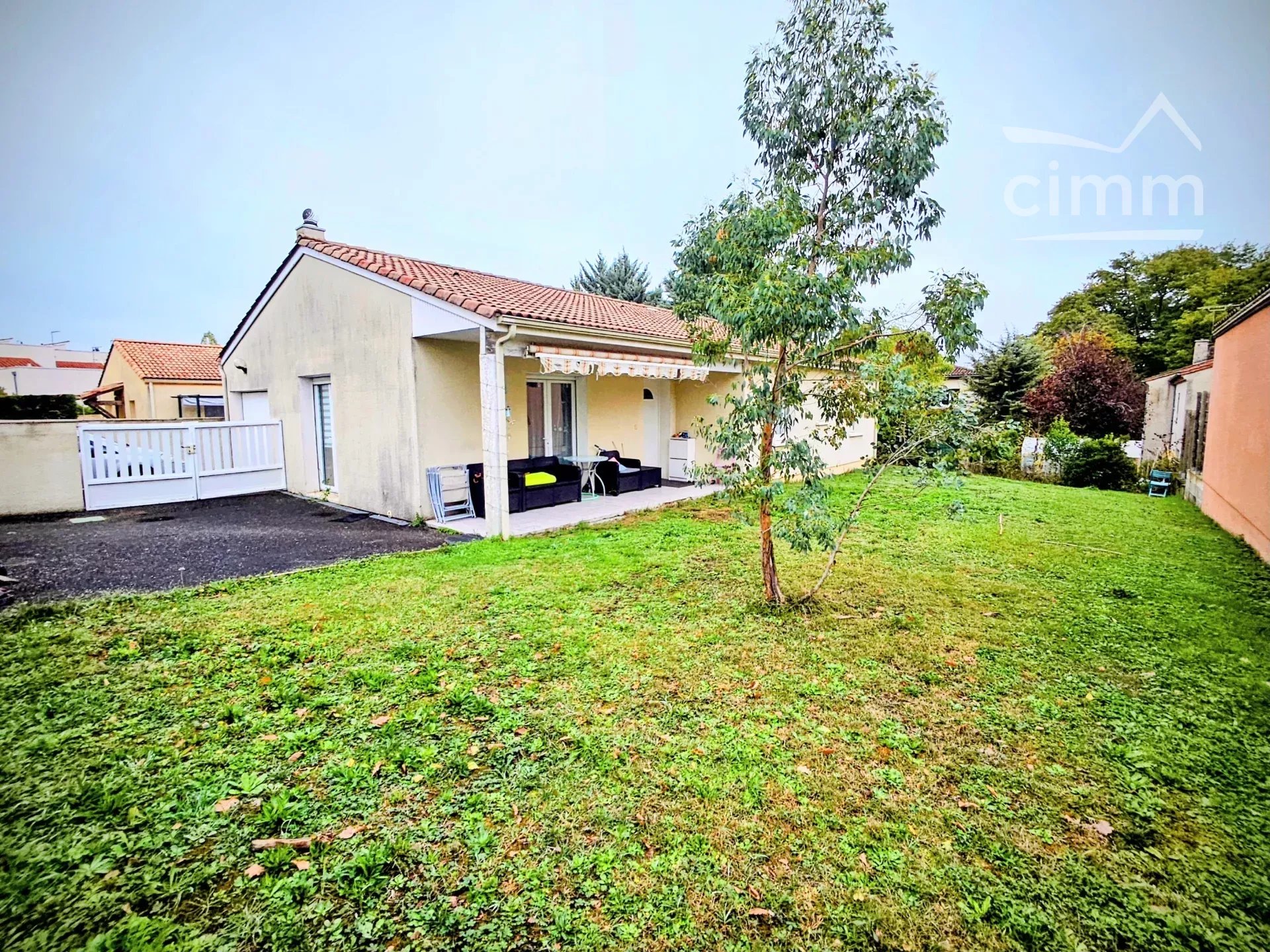 Agence immobilière de 