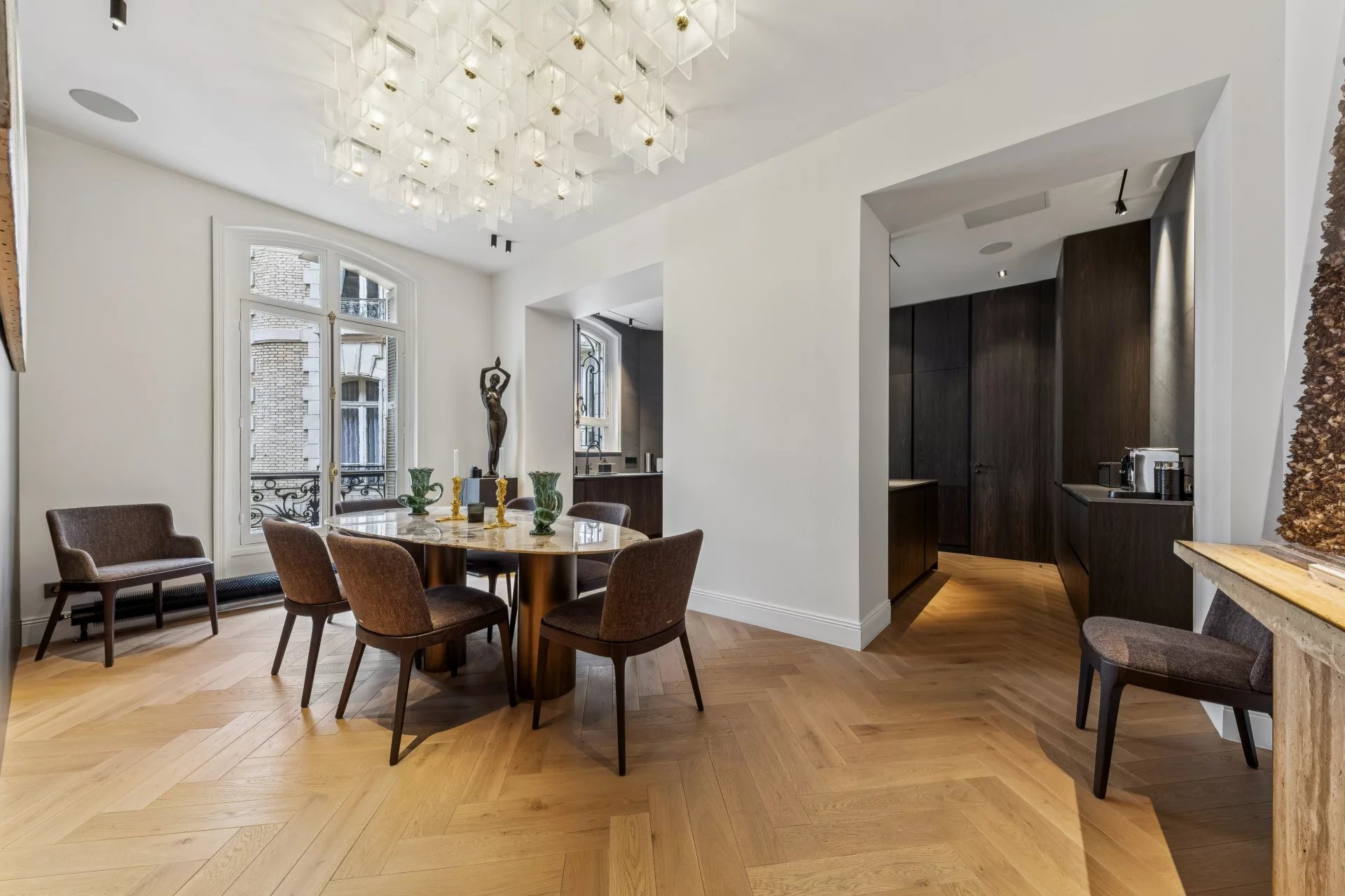 Sale Apartment Paris 16th