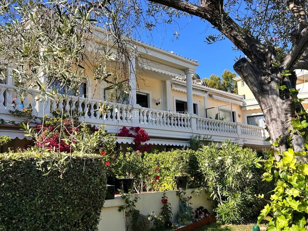 Apartment for sale in Cannes — Apartment 3 bedrooms for sale with terrasse
