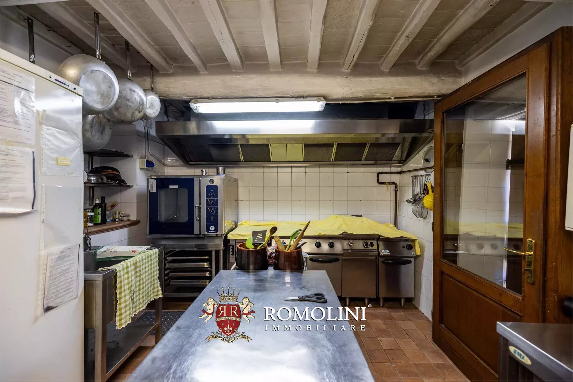 16 Bedroom Villa/Townhouse's Image 38