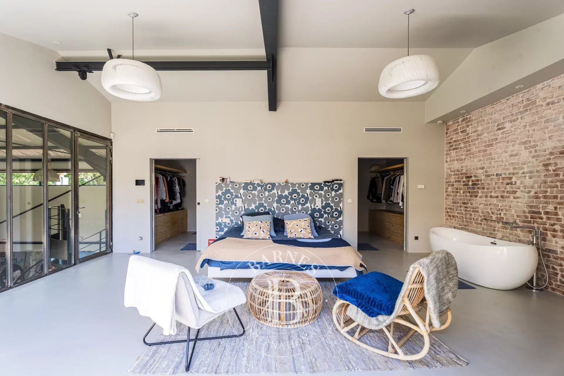 Loft Montreuil - picture 10