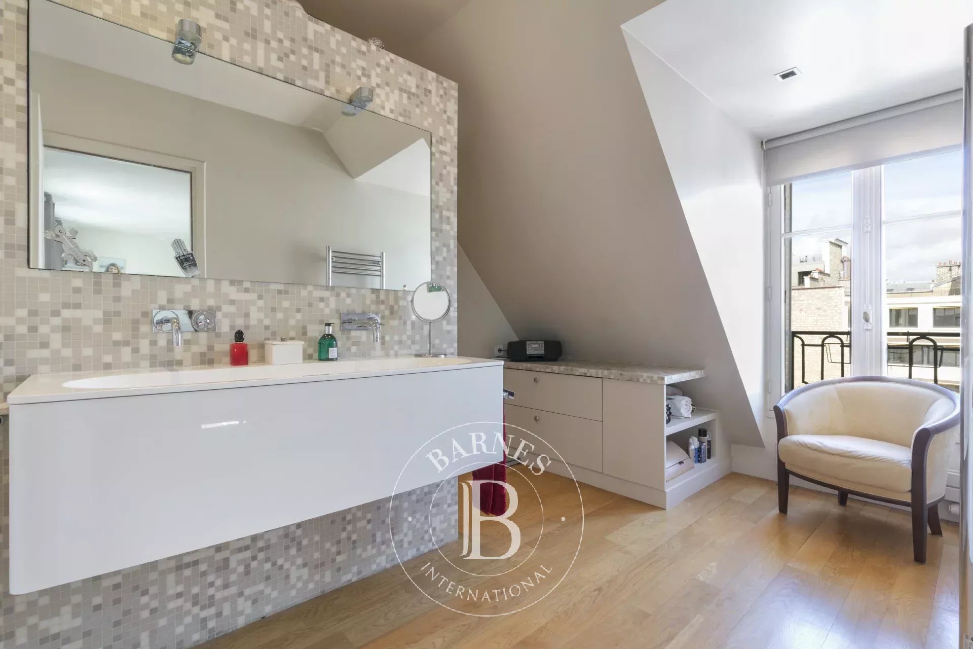 Daire Paris 8ème - picture 8