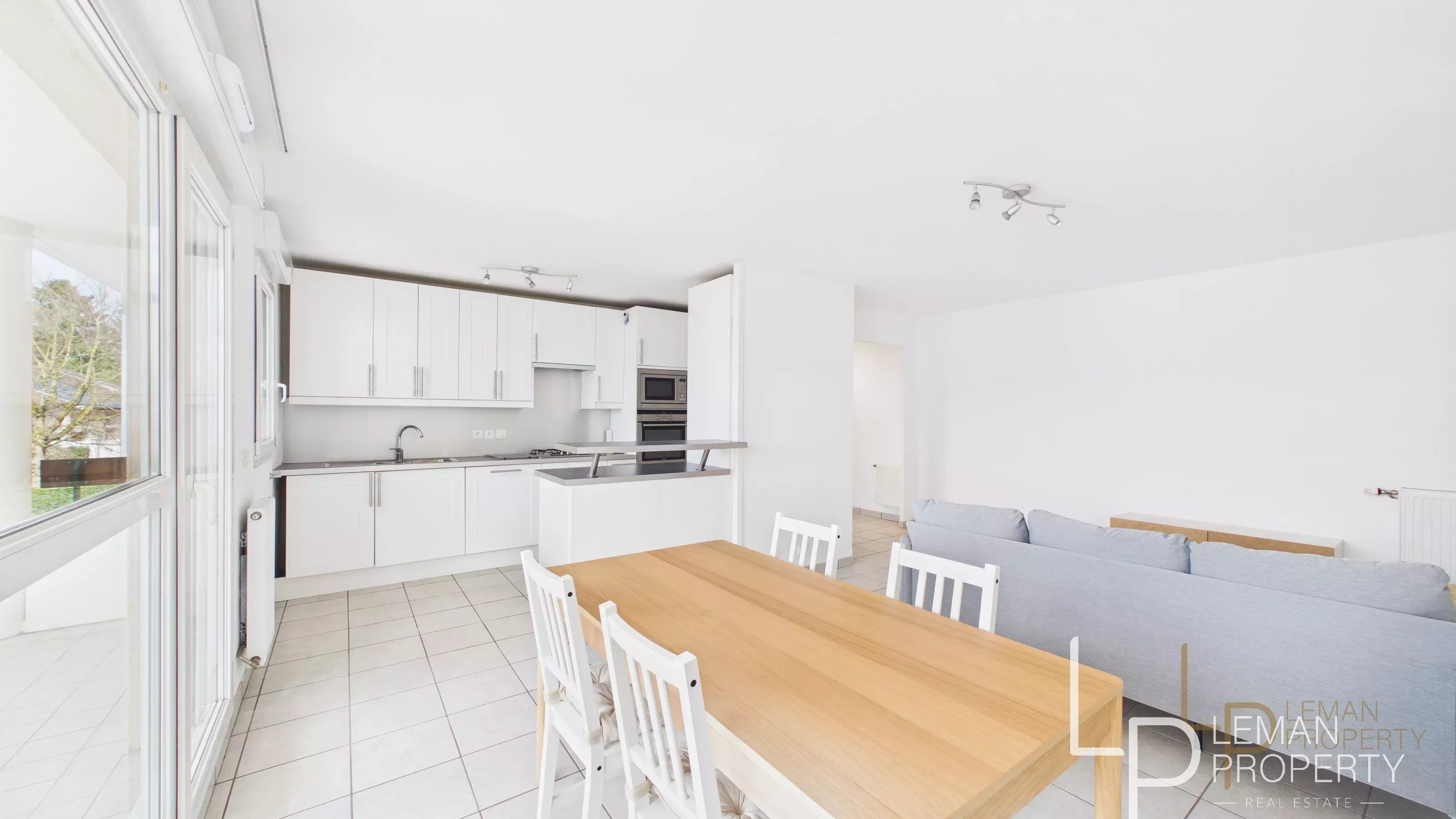 Vente de  d'une surface de  m2