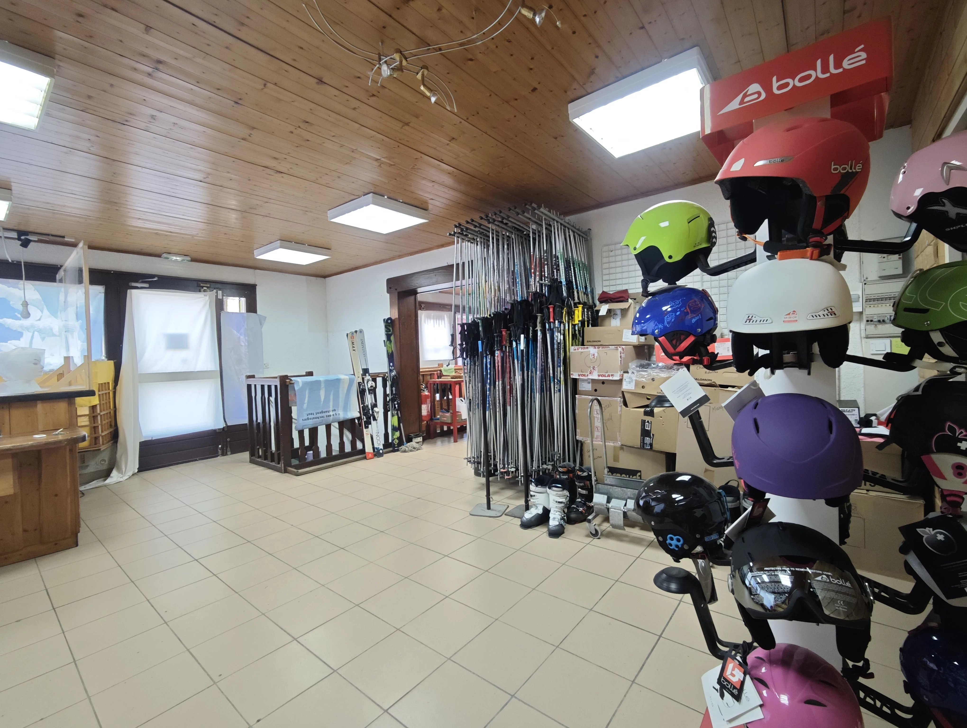 Agence immobilière de AGENCE LES CHENETS IMMOBILIER