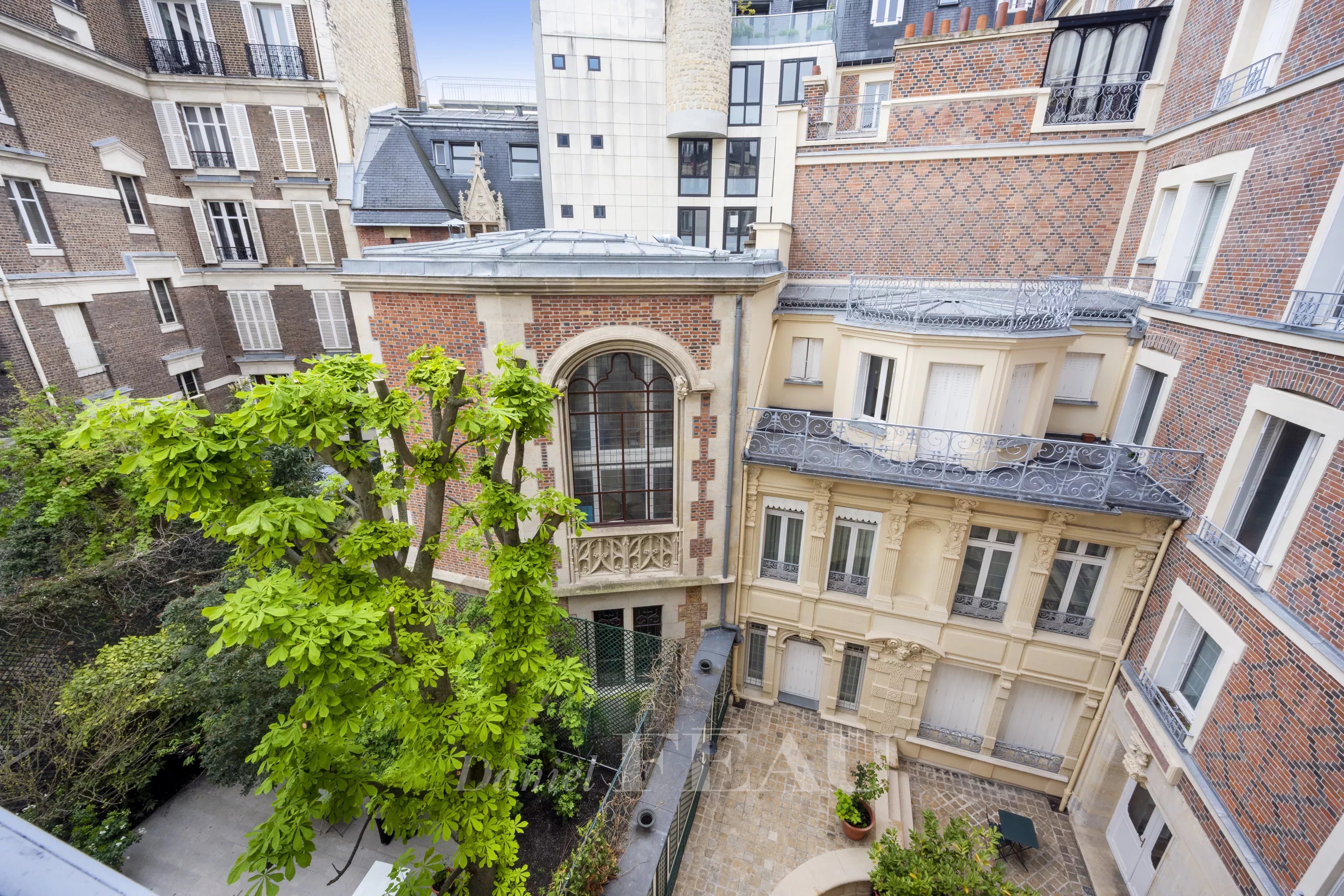 Sale Apartment Paris 7th