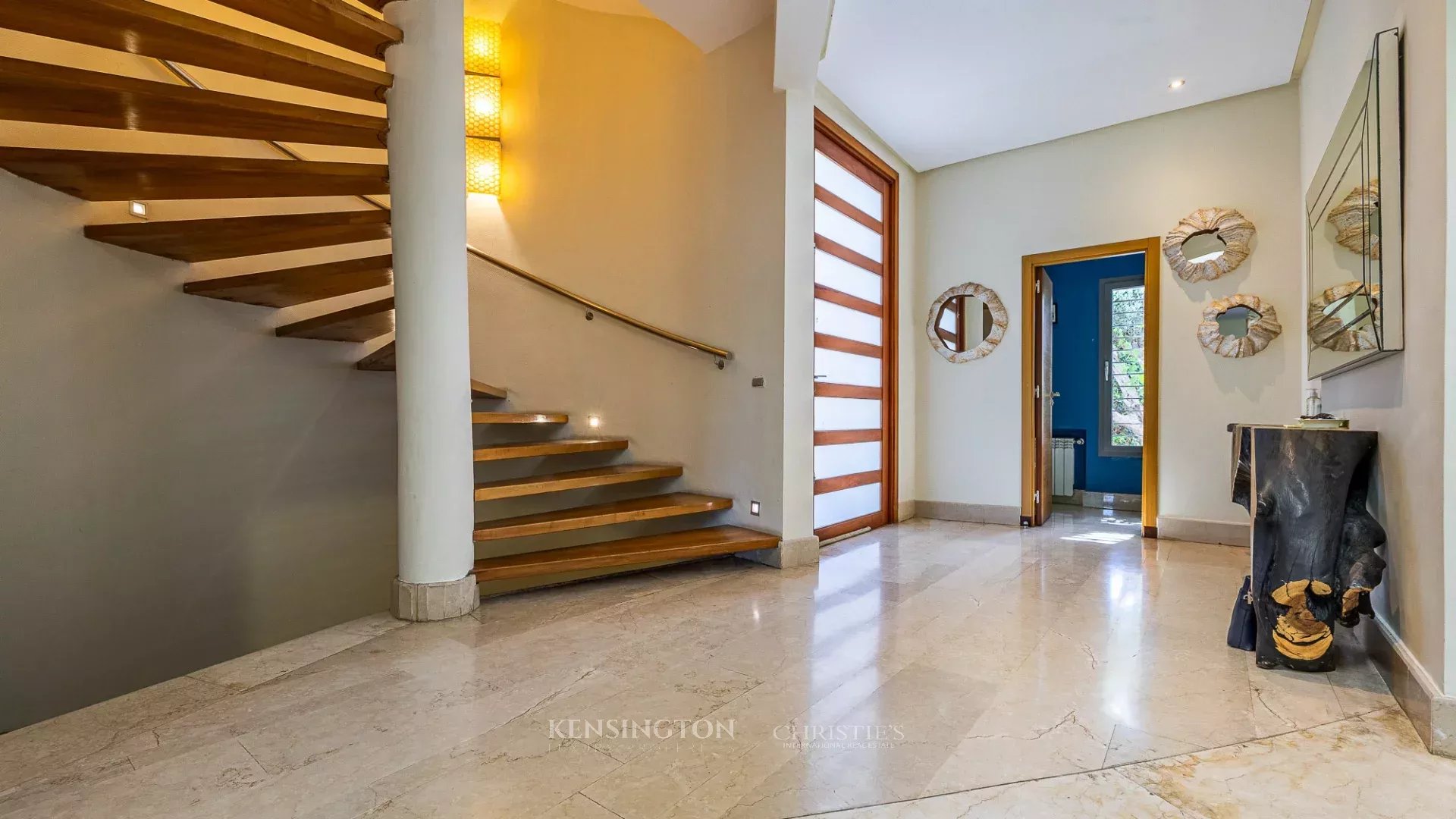 3 Bedroom Villa/Townhouse's Image 8