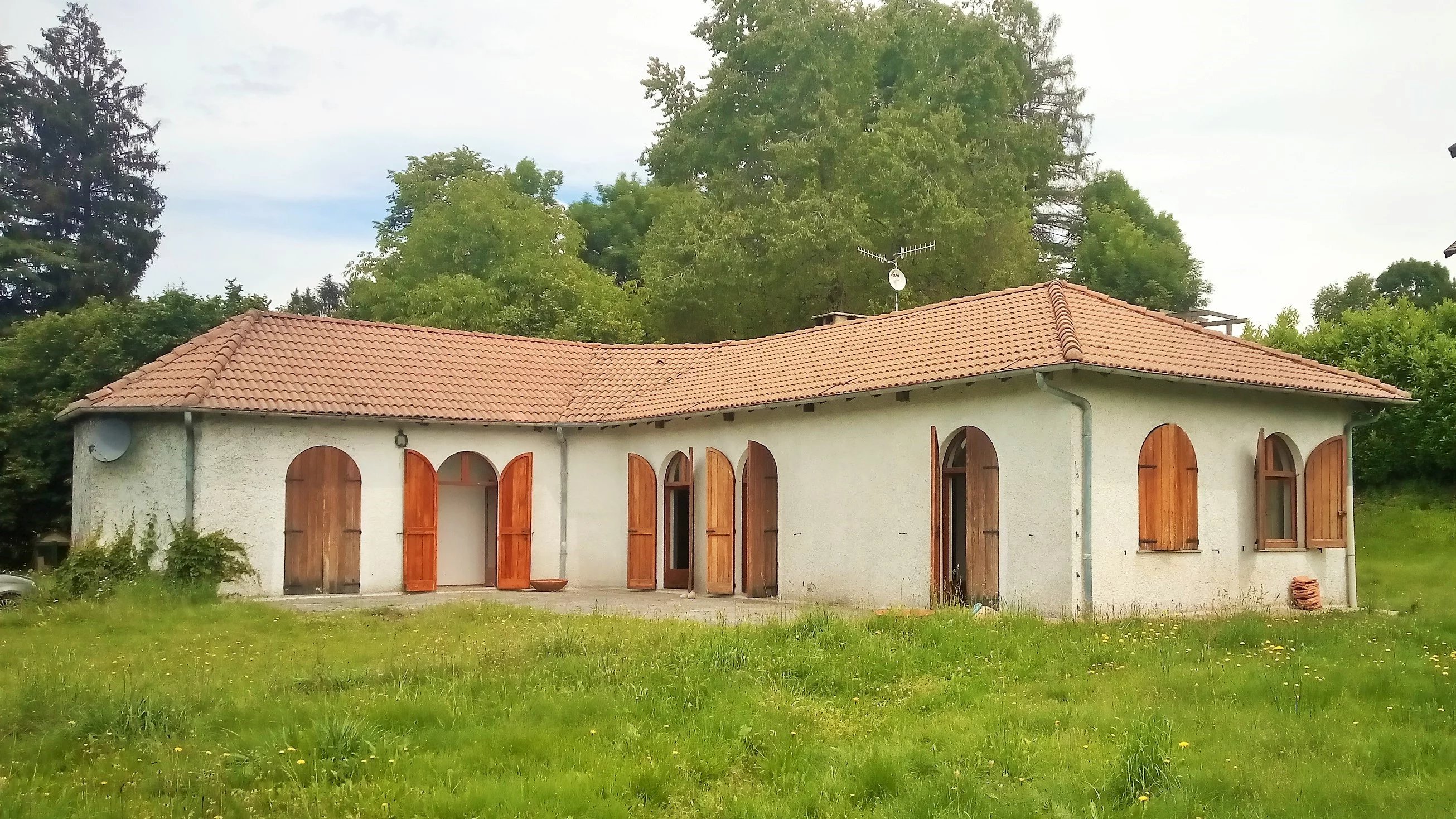 Вилла с парком, Сан Феделе Д'Интелви