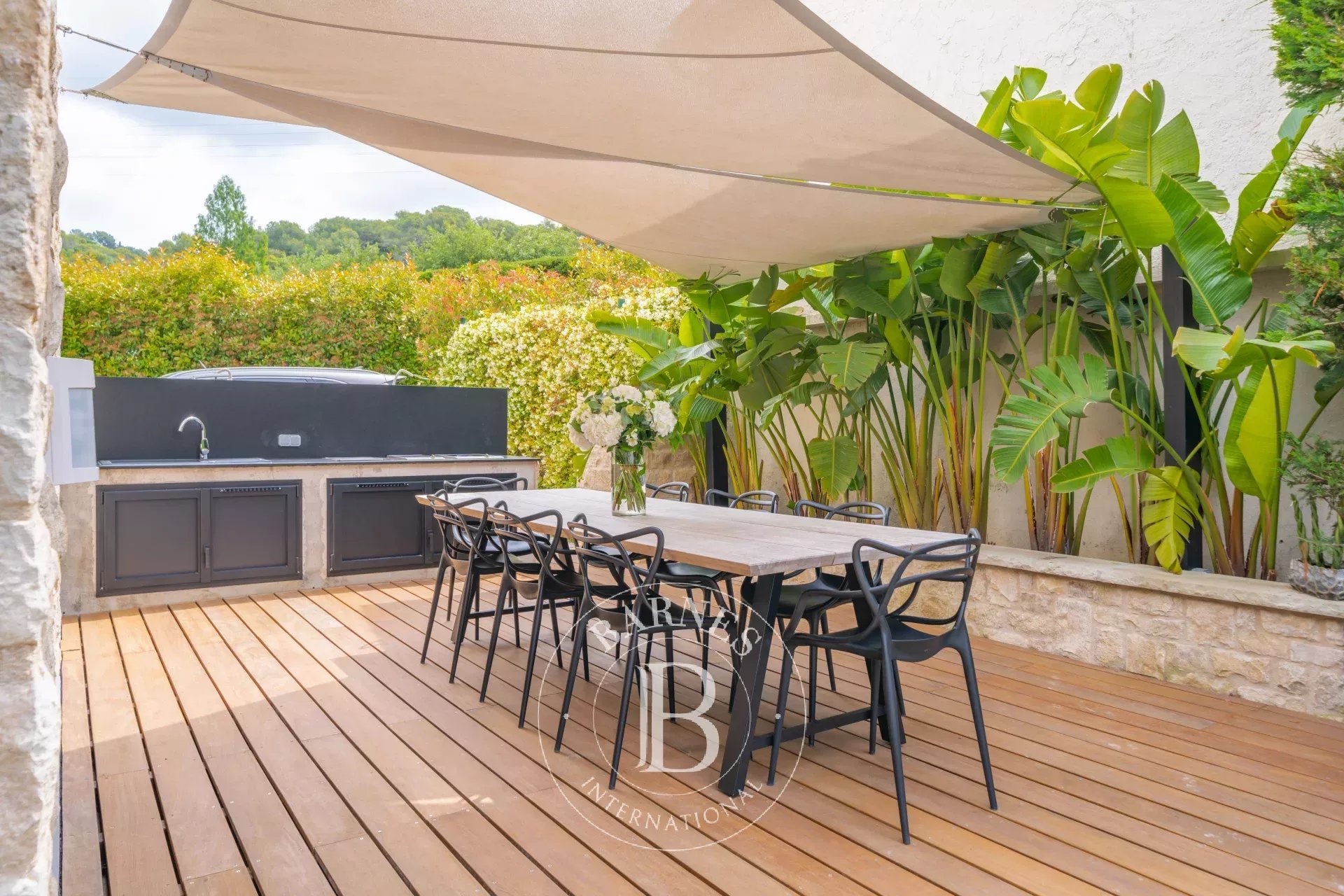 Mougins, superb modern villa, just like new - picture 7
