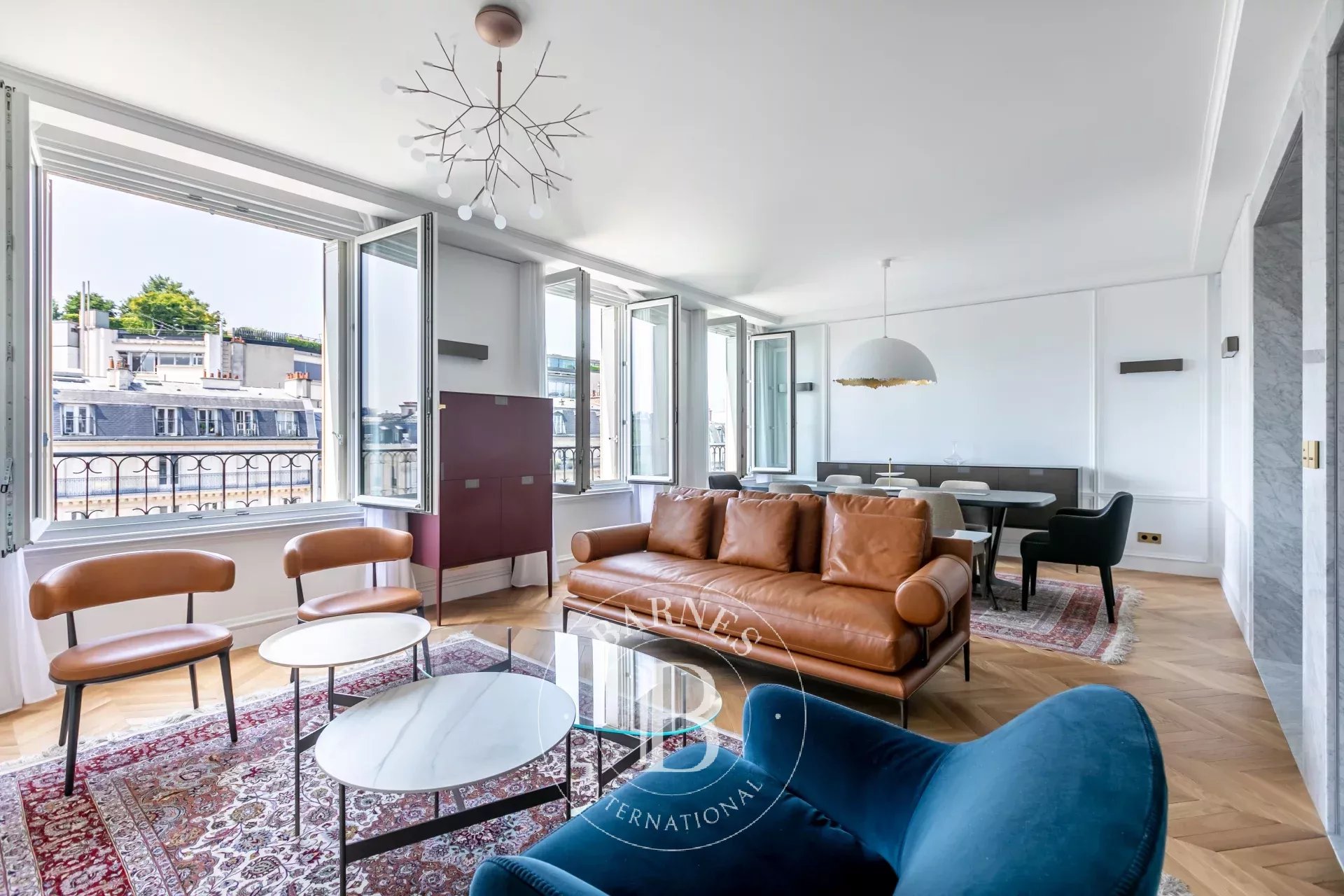 Exclusive - Paris 17 - Arc de Triomphe - Penthouse with panoramic terrace.