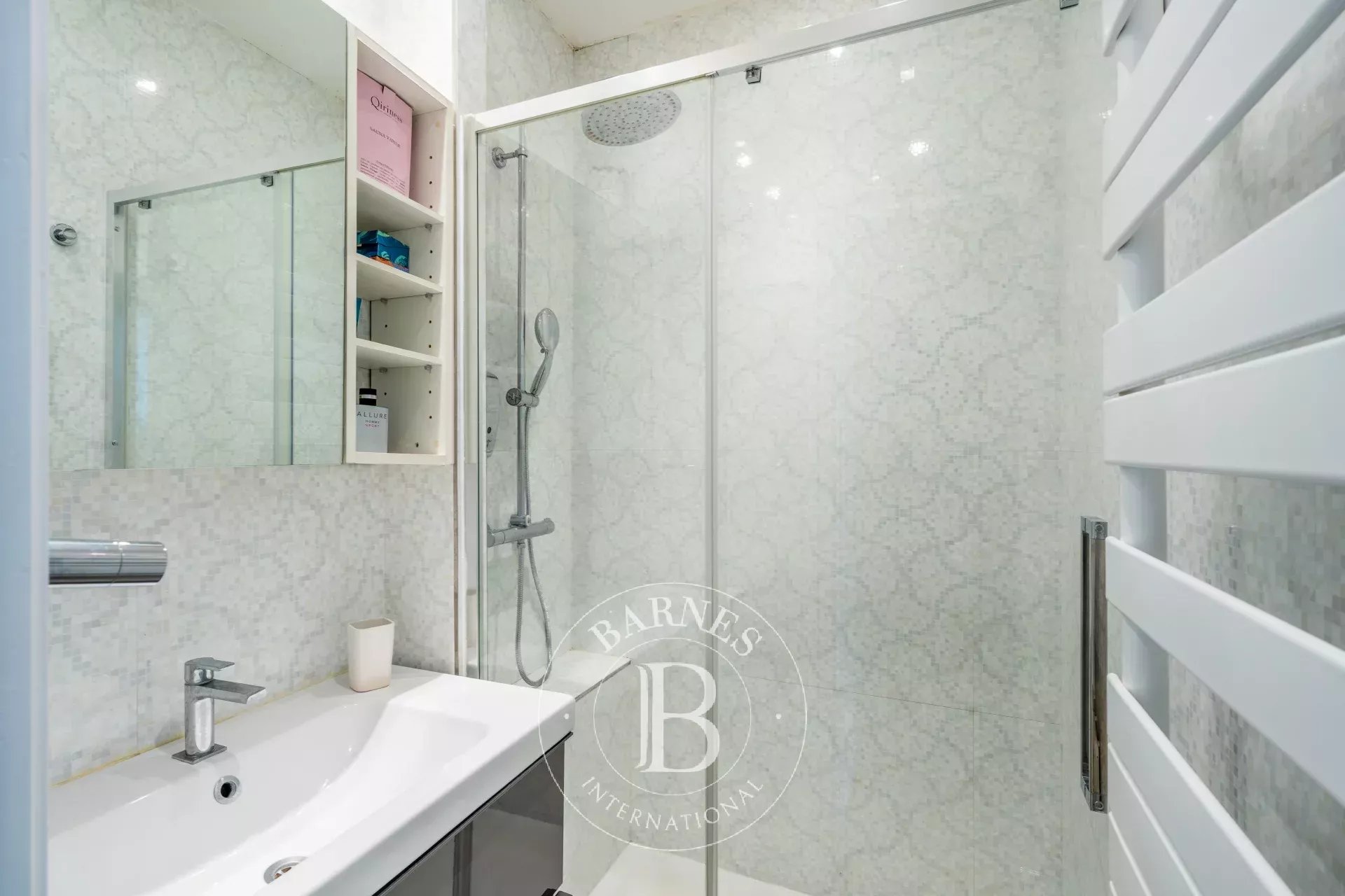 Daire Paris 10ème - picture 12