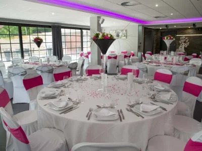 Restaurant / Authentique et charmante guinguette des bords de Marne