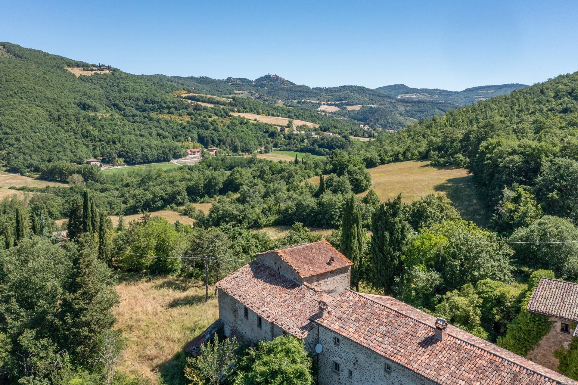 PORZIONE DI CASALE IN VENDITA NELLA CAMPAGNA UMBRA, MONTE SANTA MARIA TIBERINA