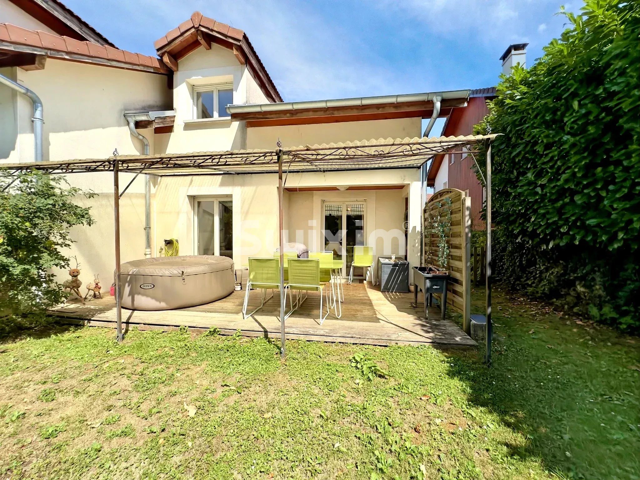 Maison jumelée 5 pièces avec jardin, 4 chambres et garage