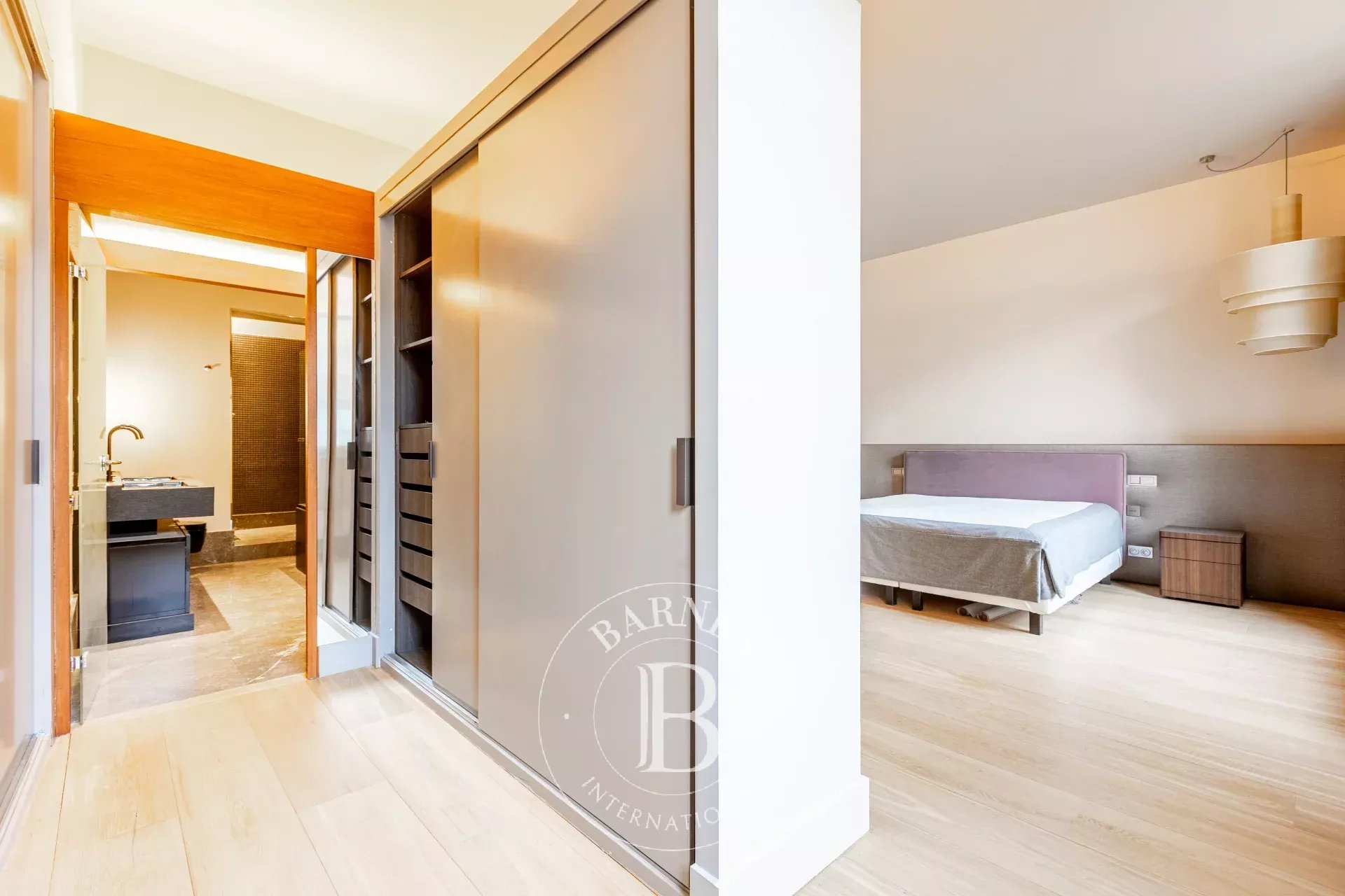 Paris  - Appartement  - picture 12