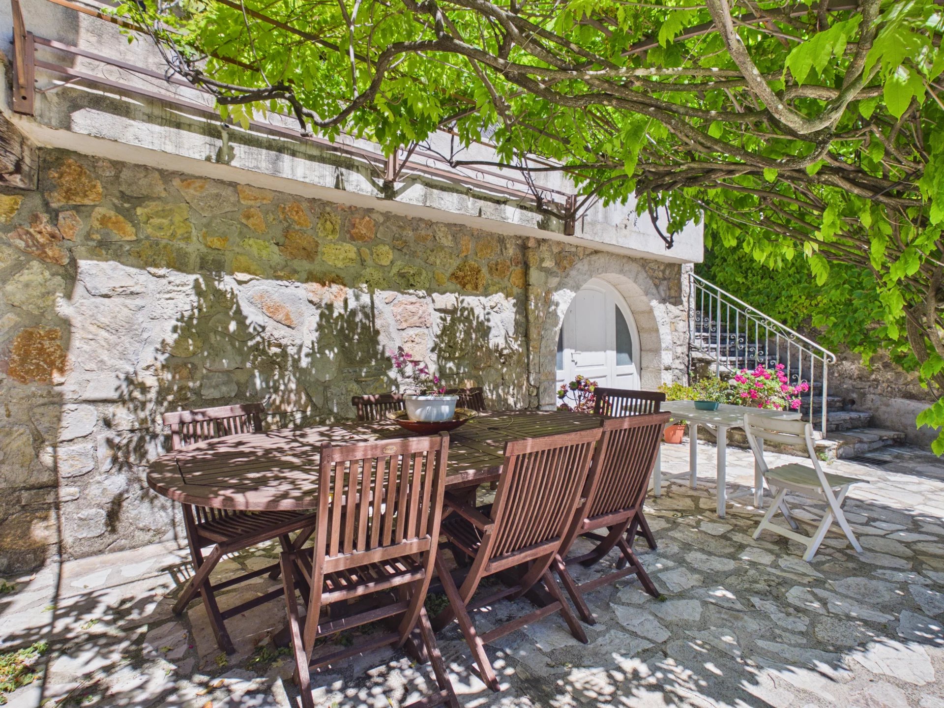 Charming old stone farmhouse with character - Callian