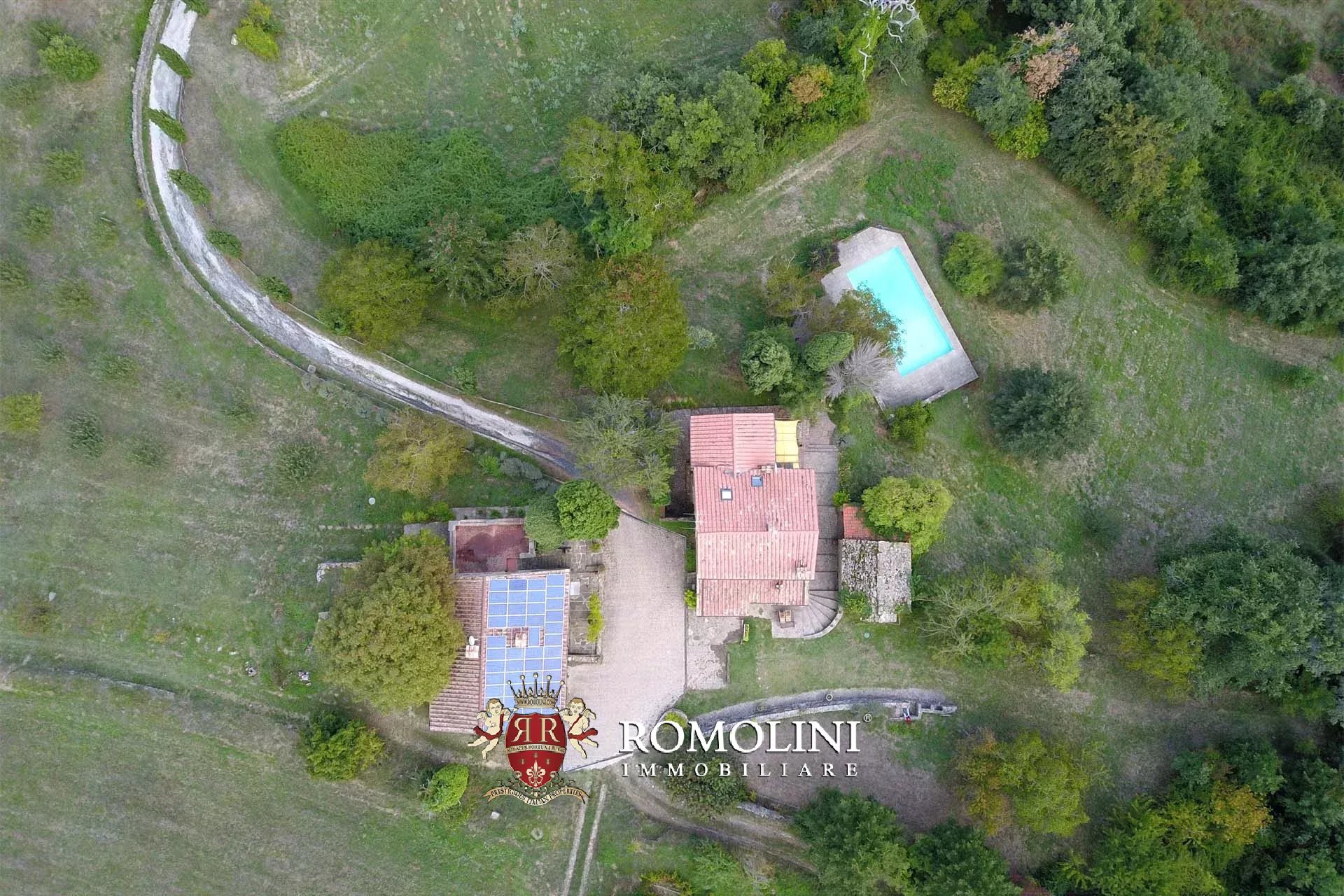 8 Bedroom Villa/Townhouse's Image 32