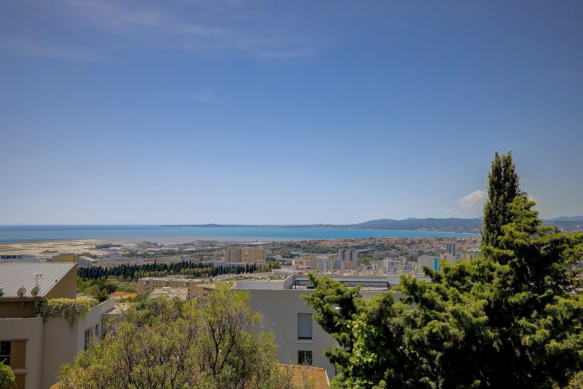 3P Plein Sud en Dernier Etage et Vue Mer