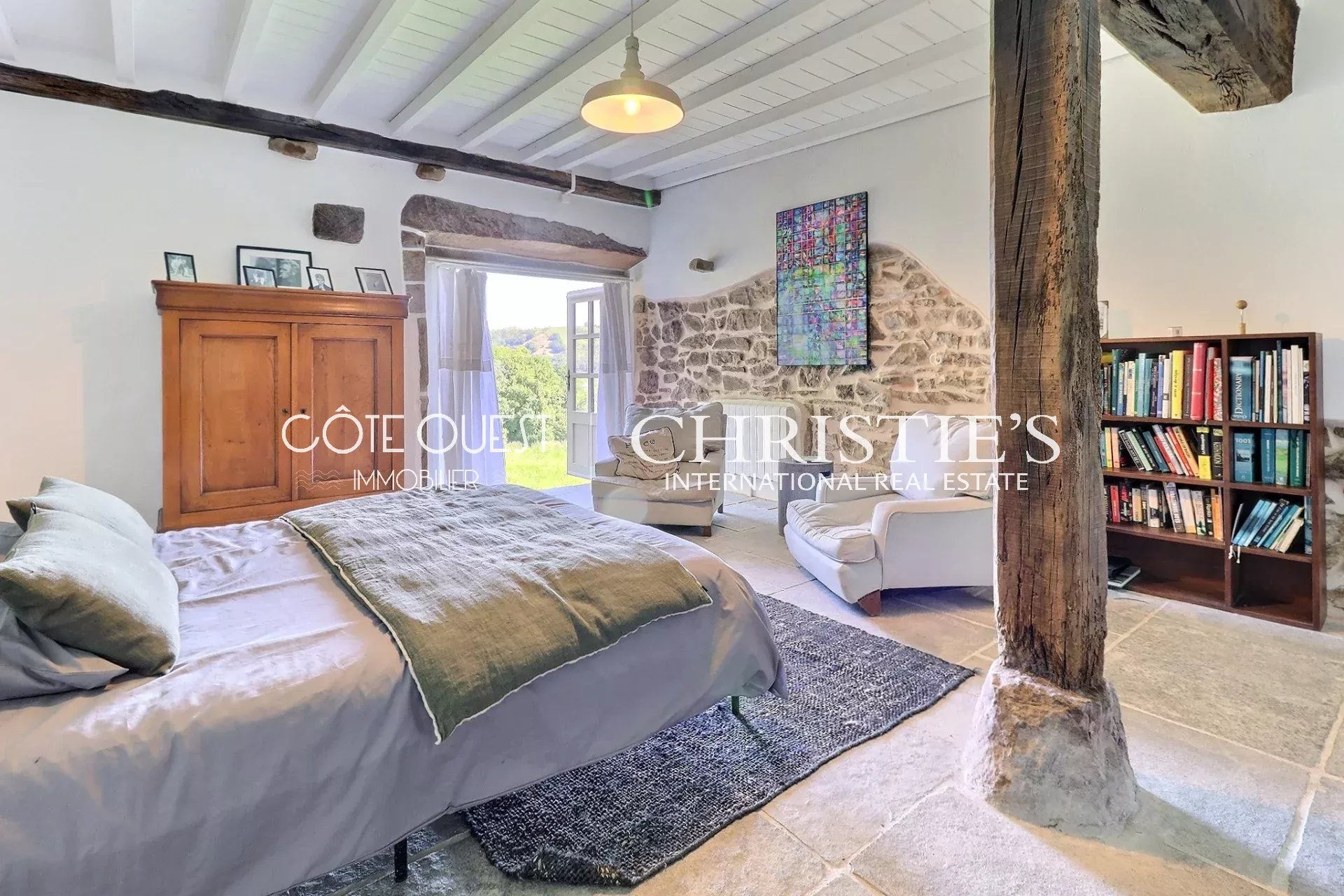 4 Bedroom Villa/Townhouse's Image 17