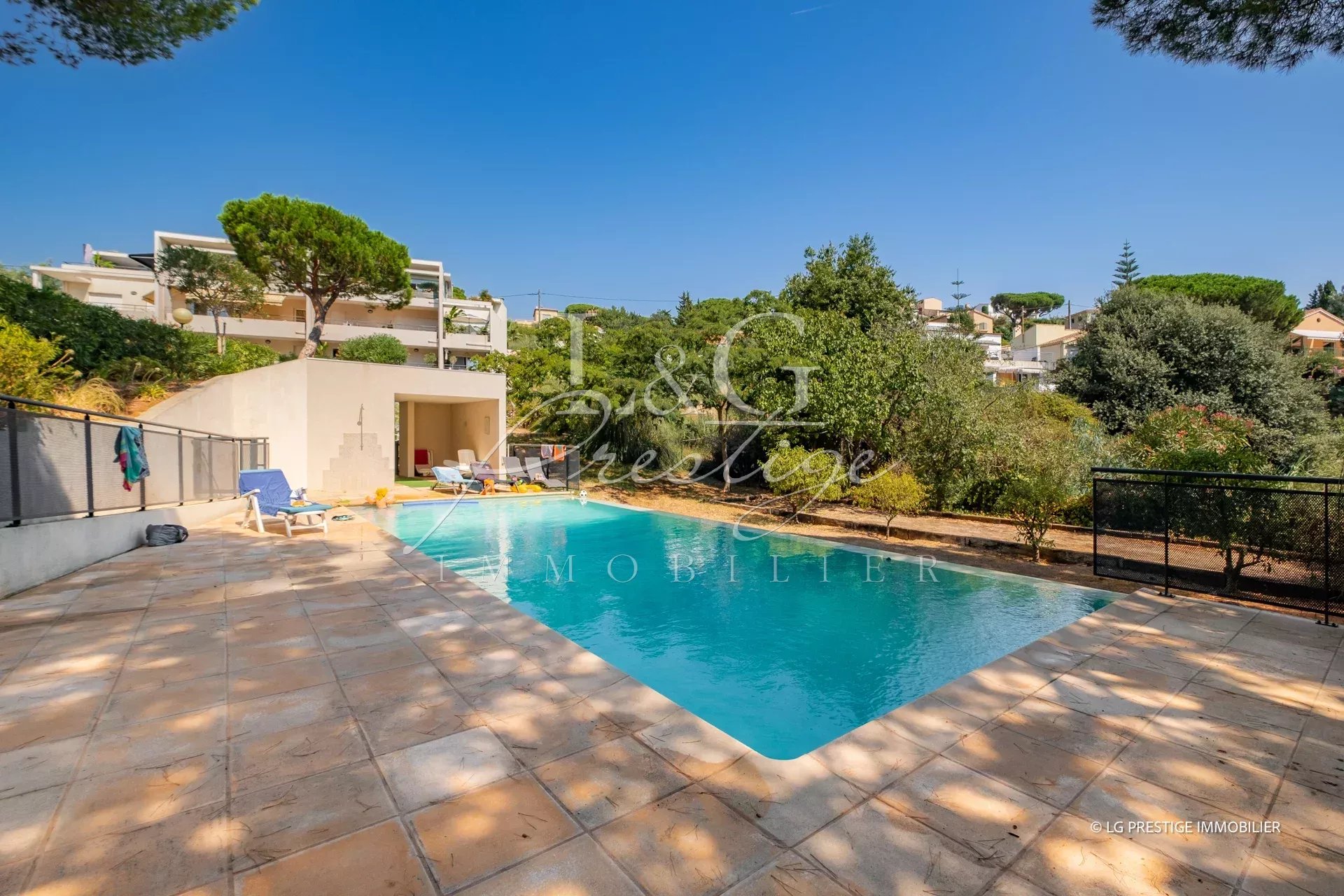 06150 CANNES-LA-BOCCA APPARTEMENT